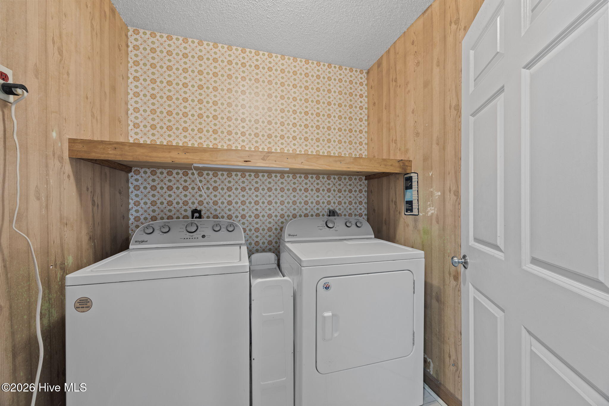 2882 Ivy Road, Greenville, NC, 27858