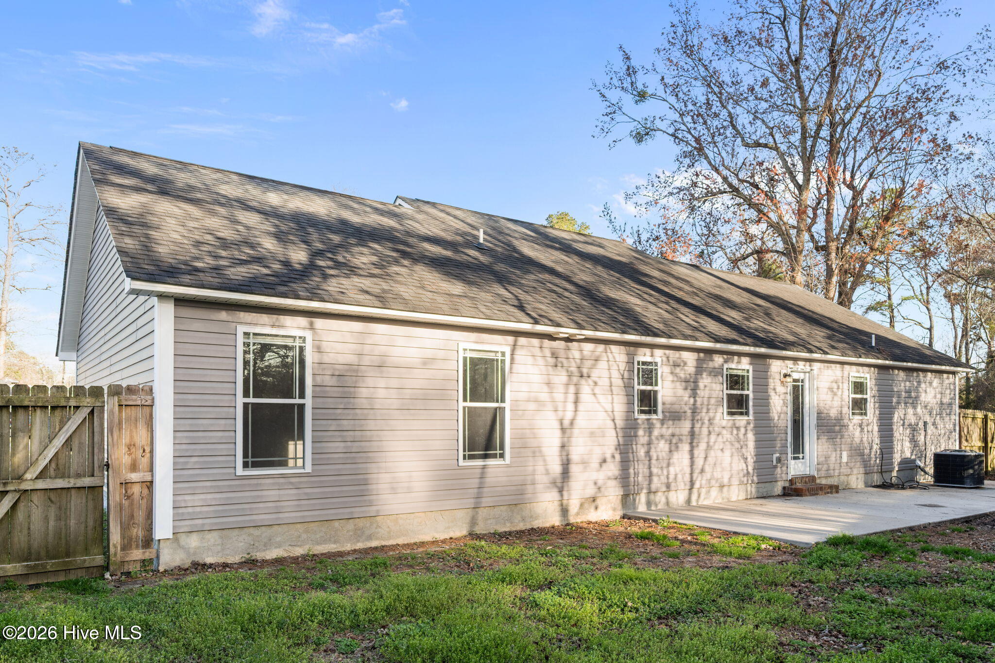 100558814 | Photo 37