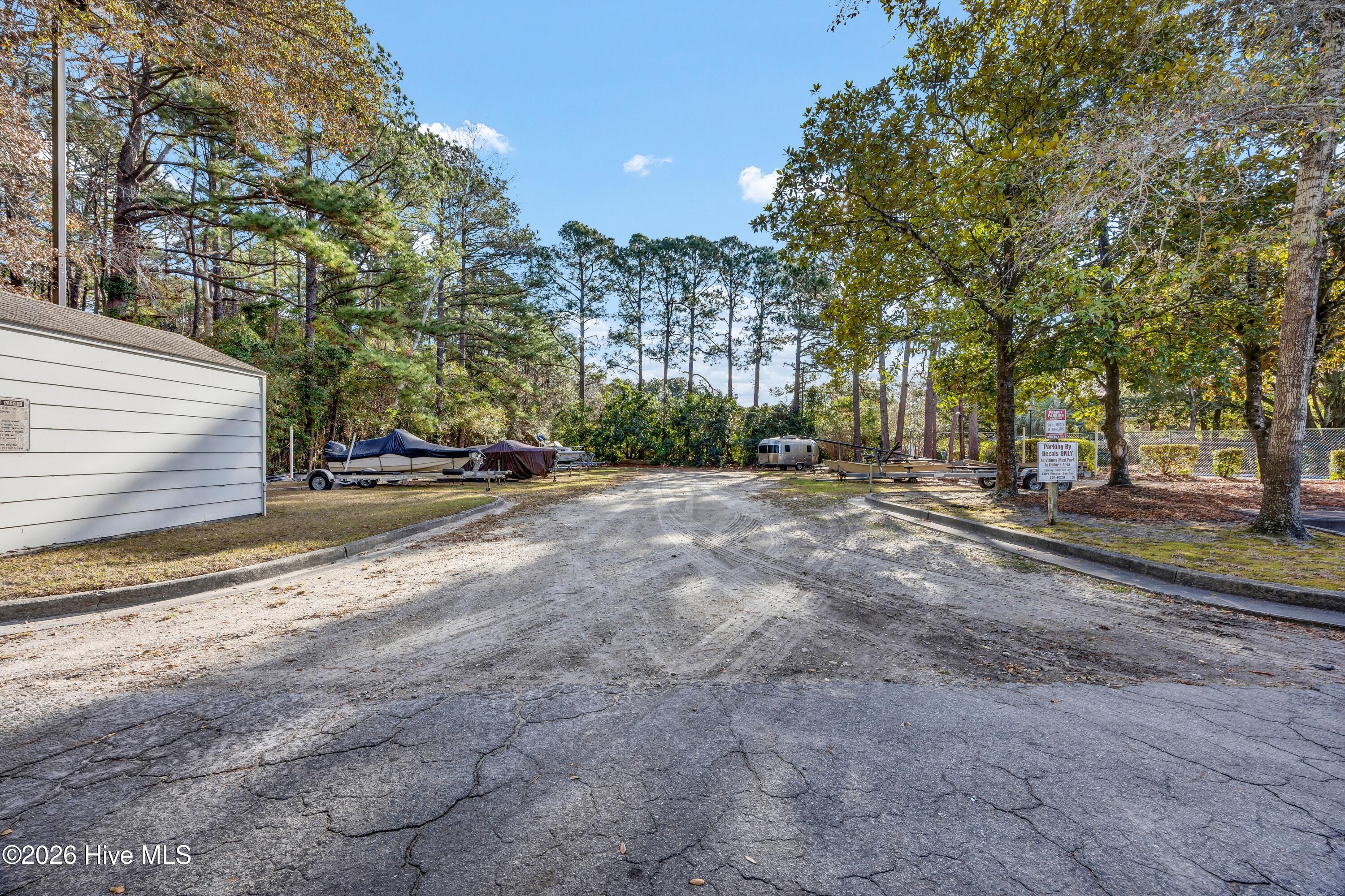 100549703 | Photo 26