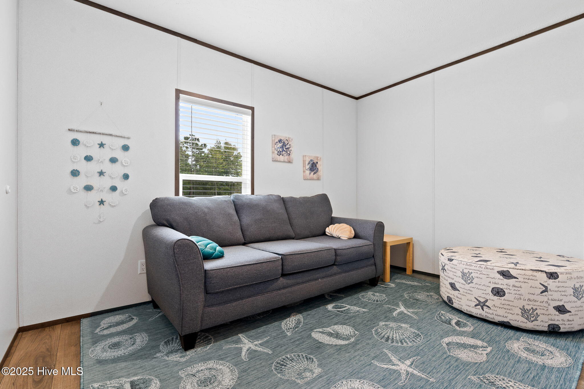 100526745 | Photo 17