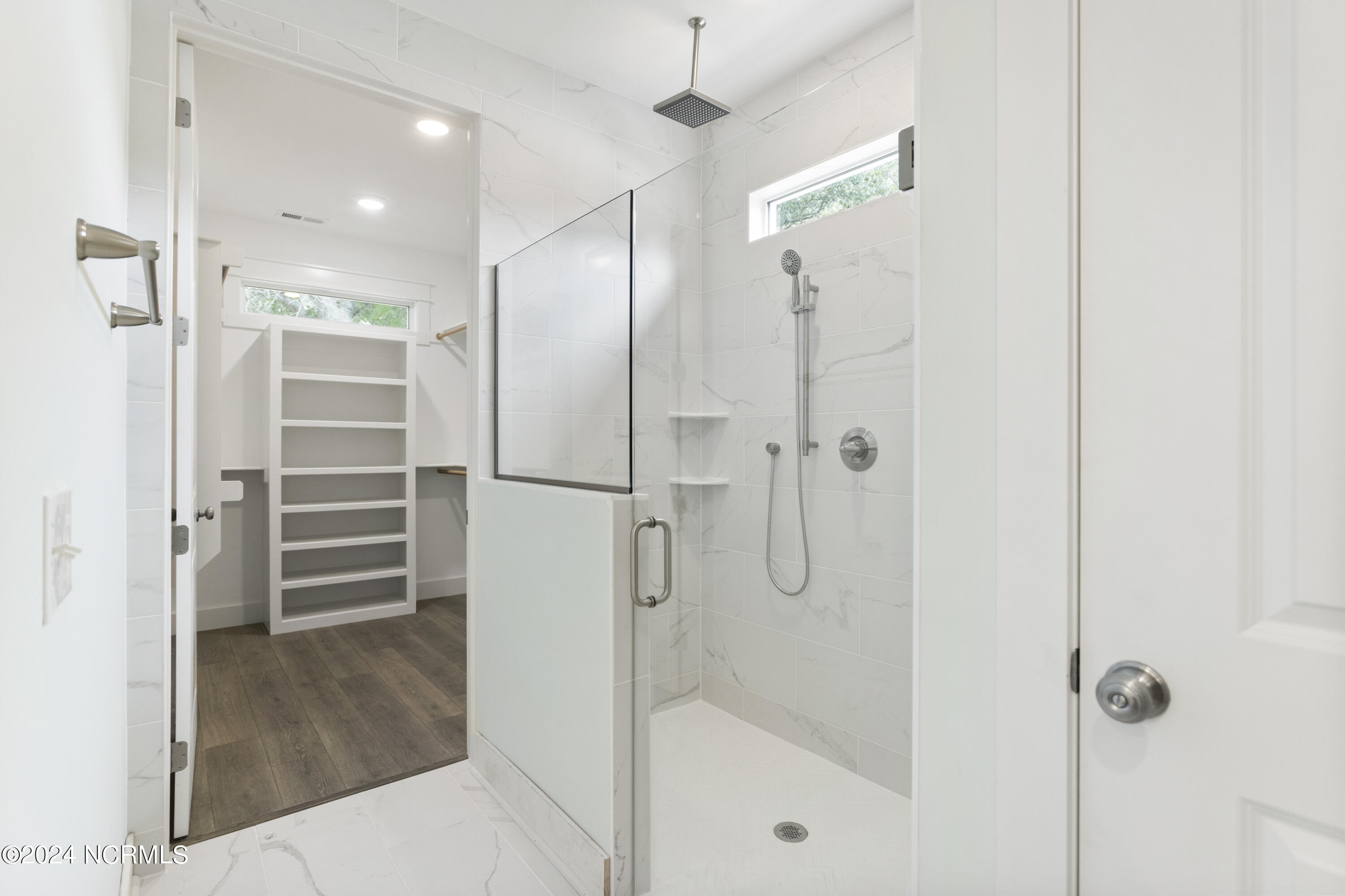 100543497 | Photo 22