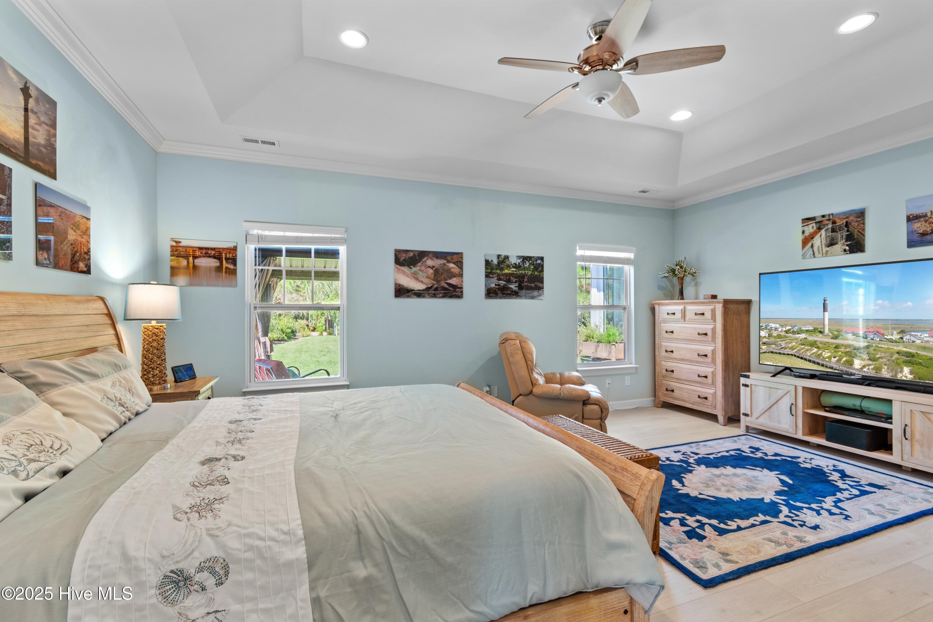 100528892 | Photo 33