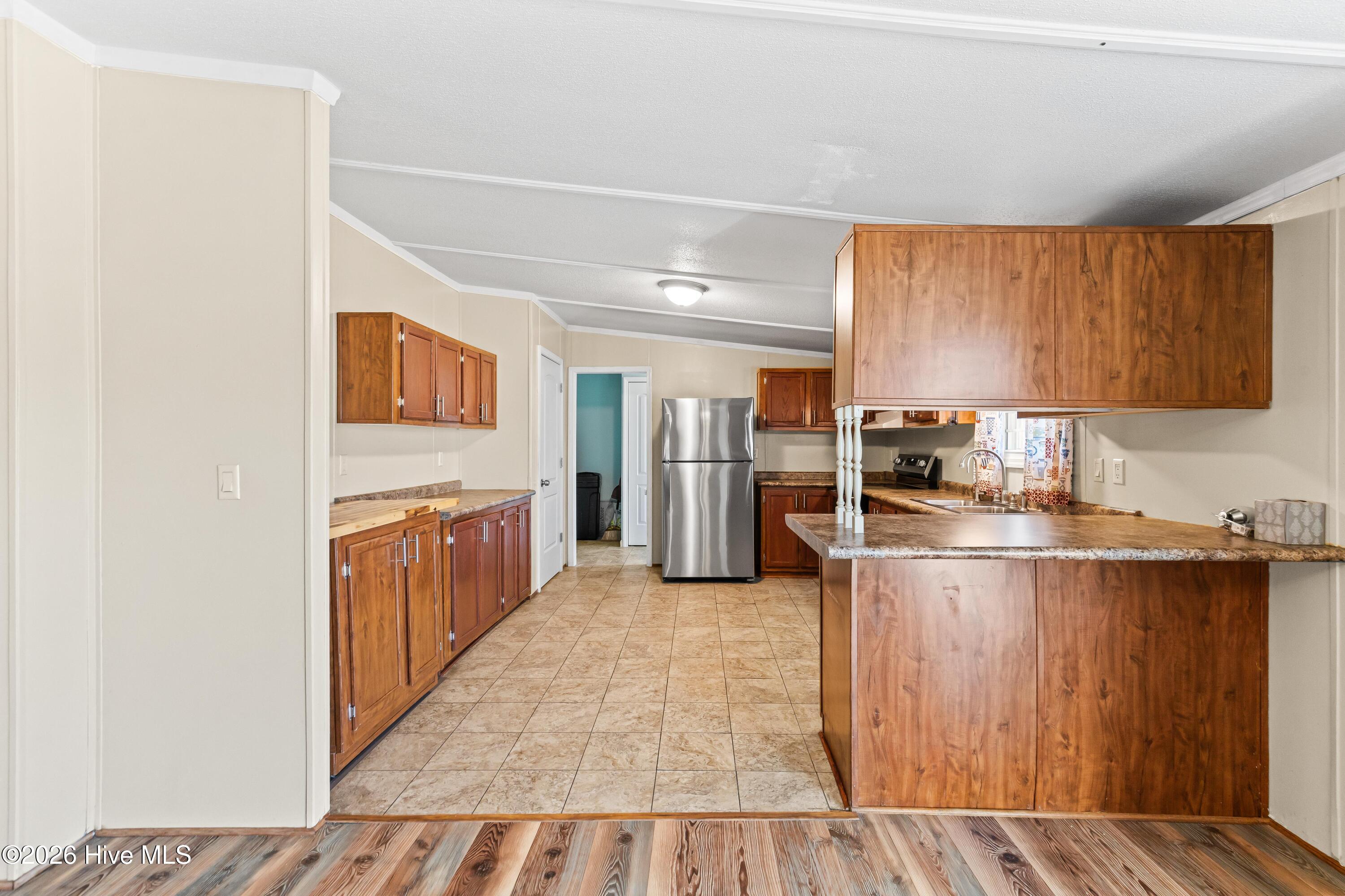 100551408 | Photo 10