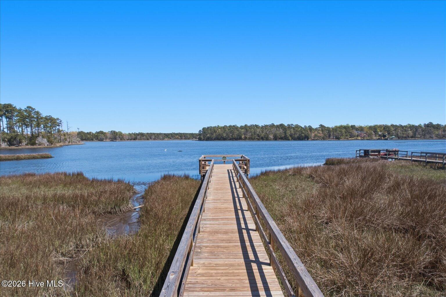 100564085 | Photo 48