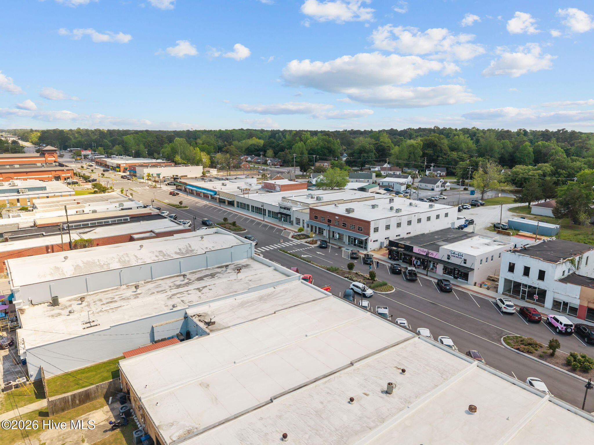 100568668 | Photo 52