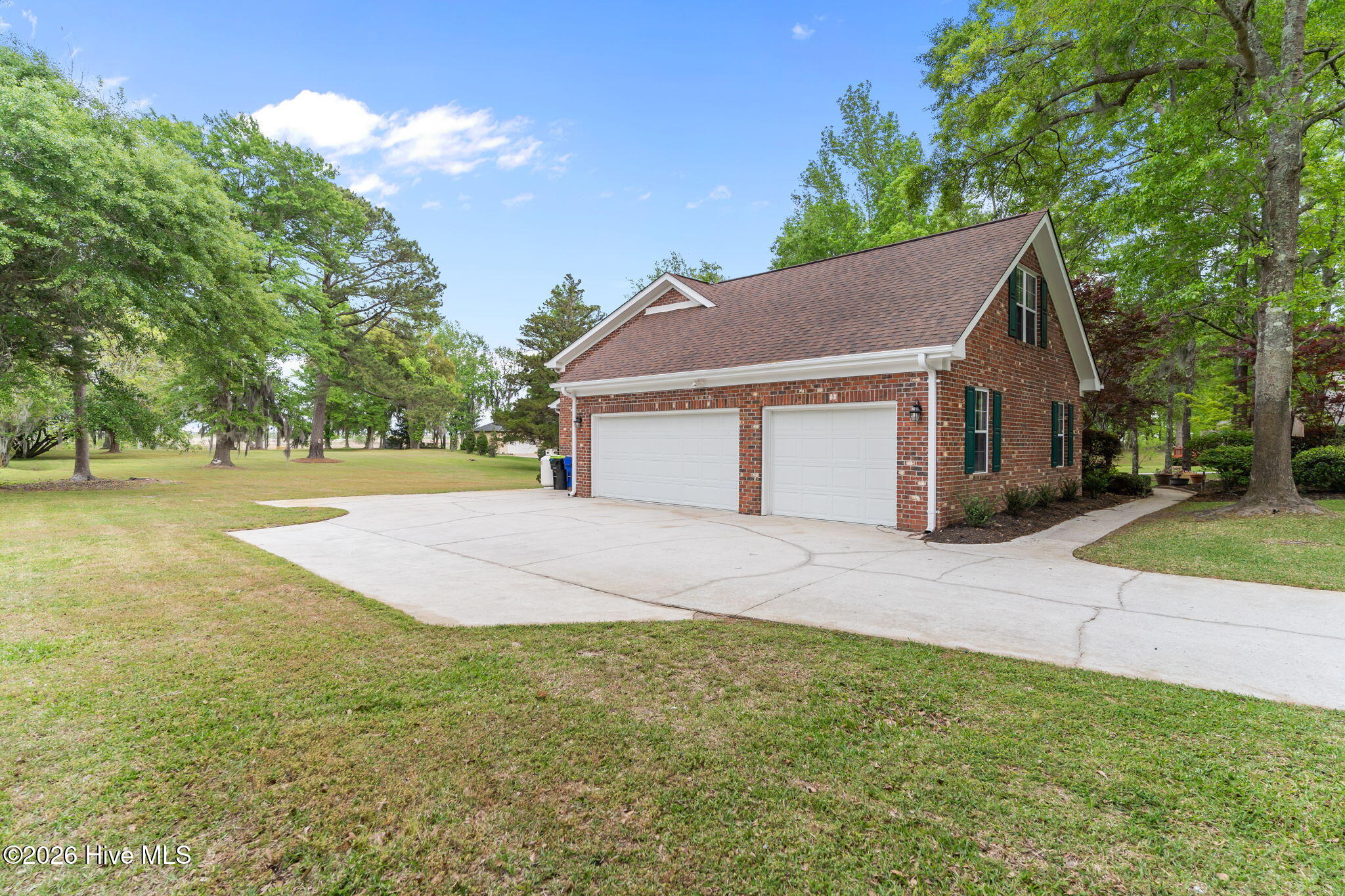 100567890 | Photo 44