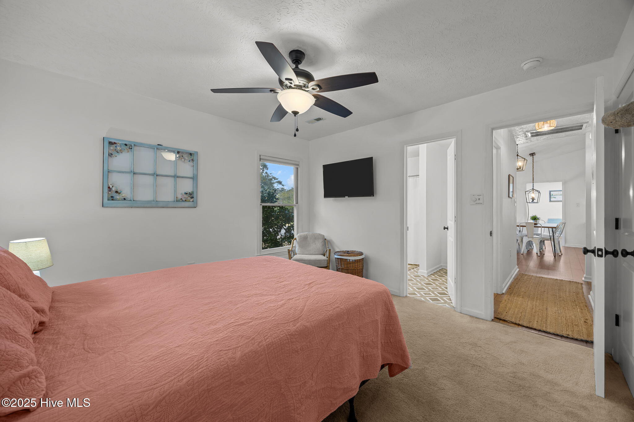 100522613 | Photo 11