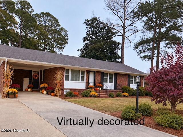 Photo 1 of Single family home for sale at 1729 Holly Ridge Rd, Kinston, NC 28504 | MLS# 100542420 | Listing updated on 2026-10-07