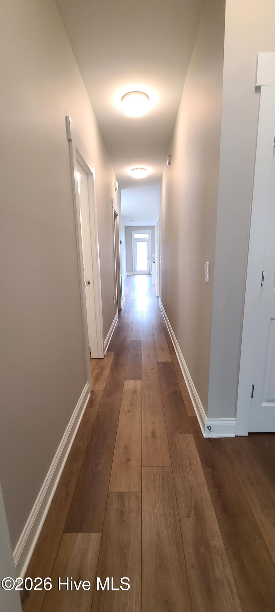 100556313 | Photo 12