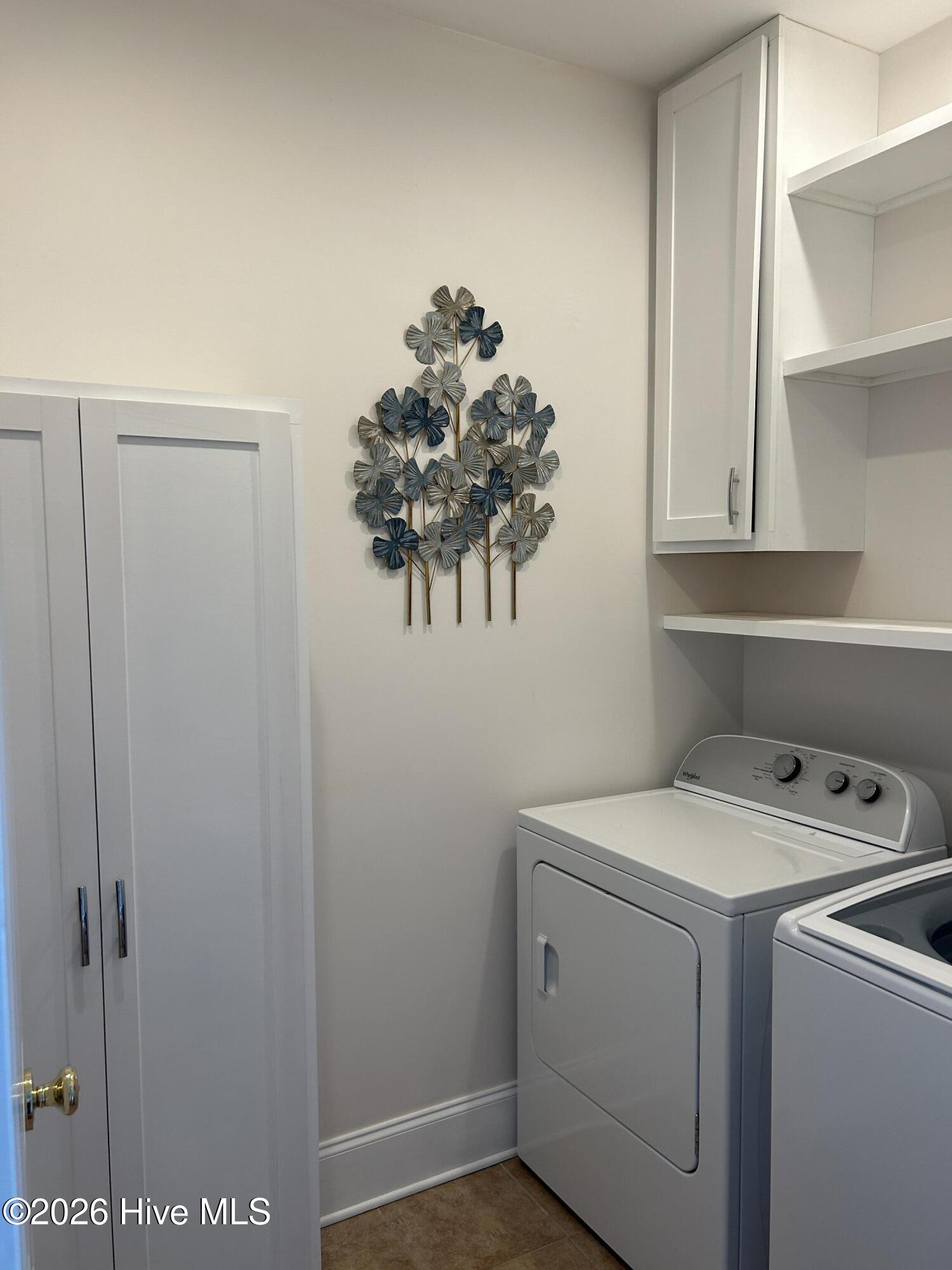 100555940 | Photo 10