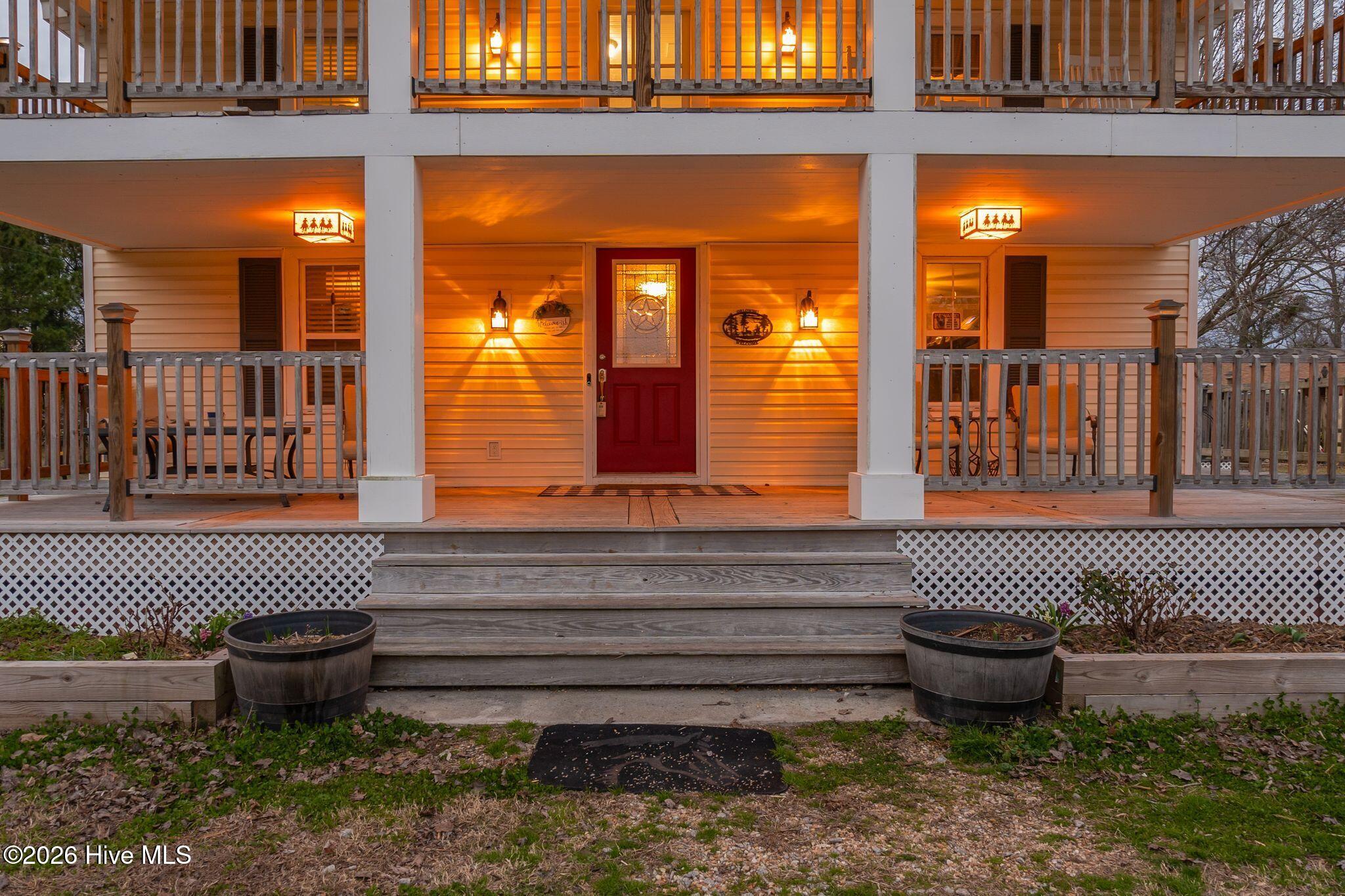 330 Lake Road,Newport