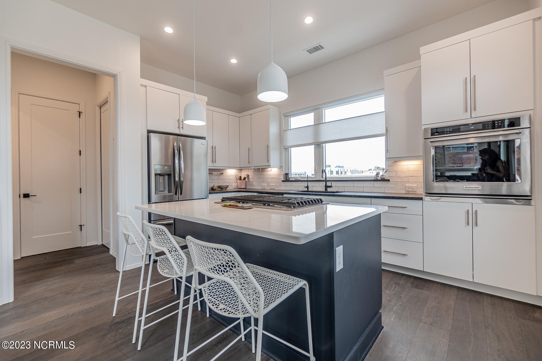 100552304 | Photo 11