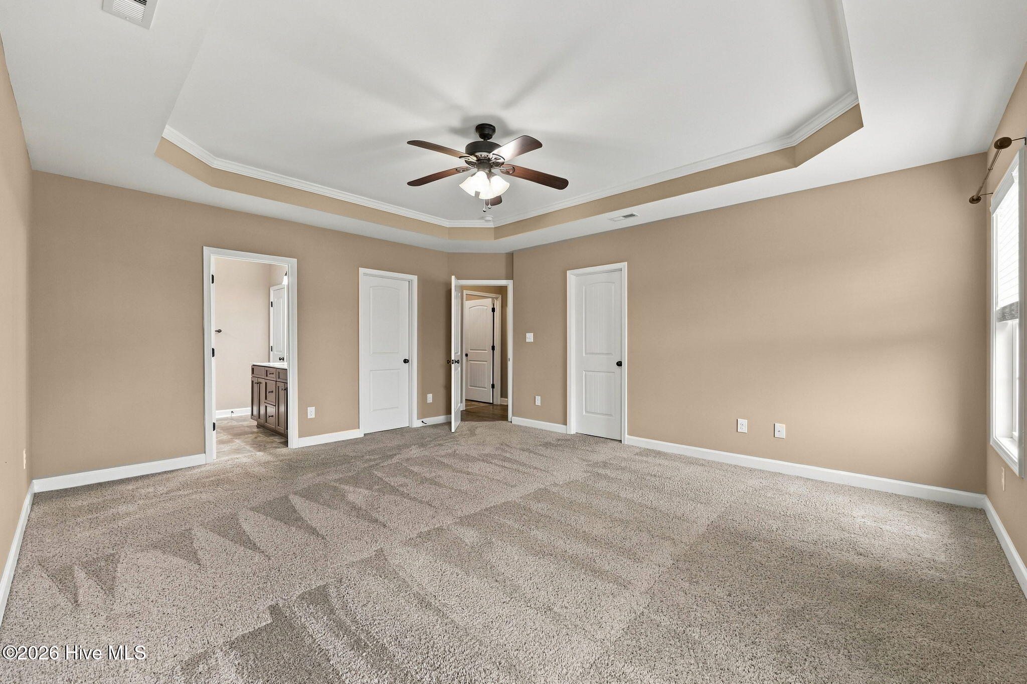 402 Kinroff Drive,Hubert