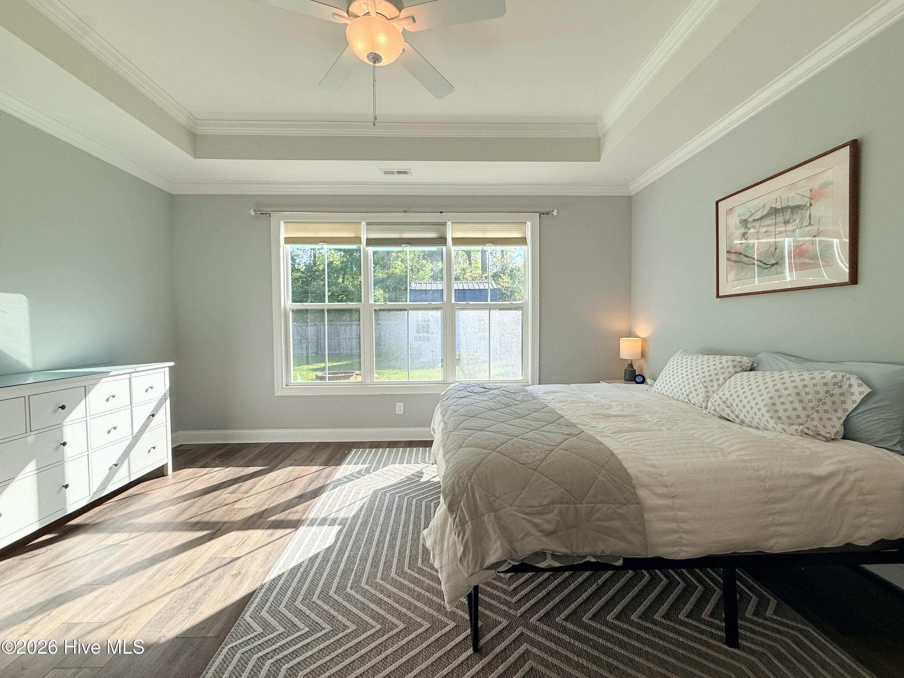 100567915 | Photo 36