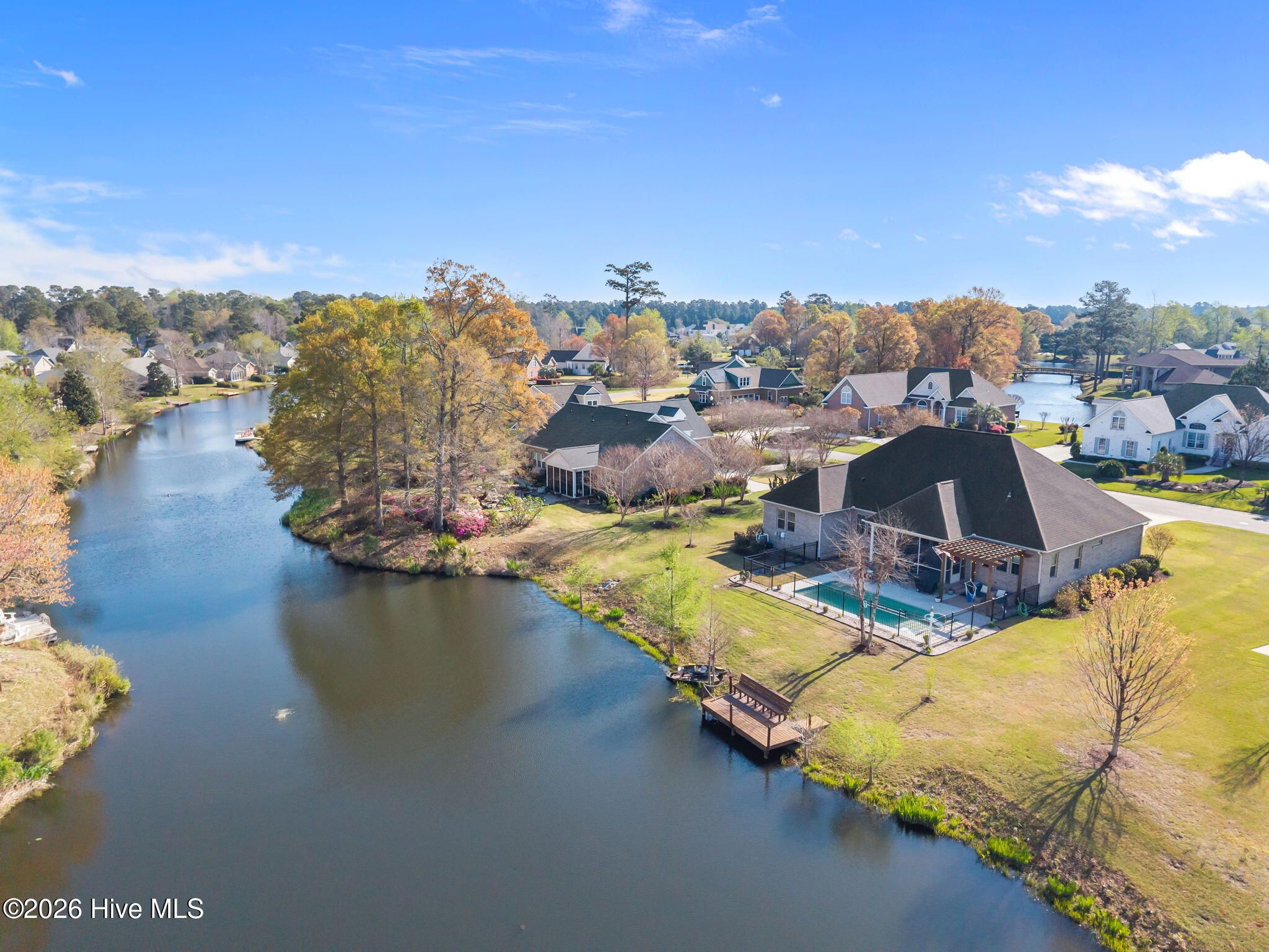 100563487 | Photo 37