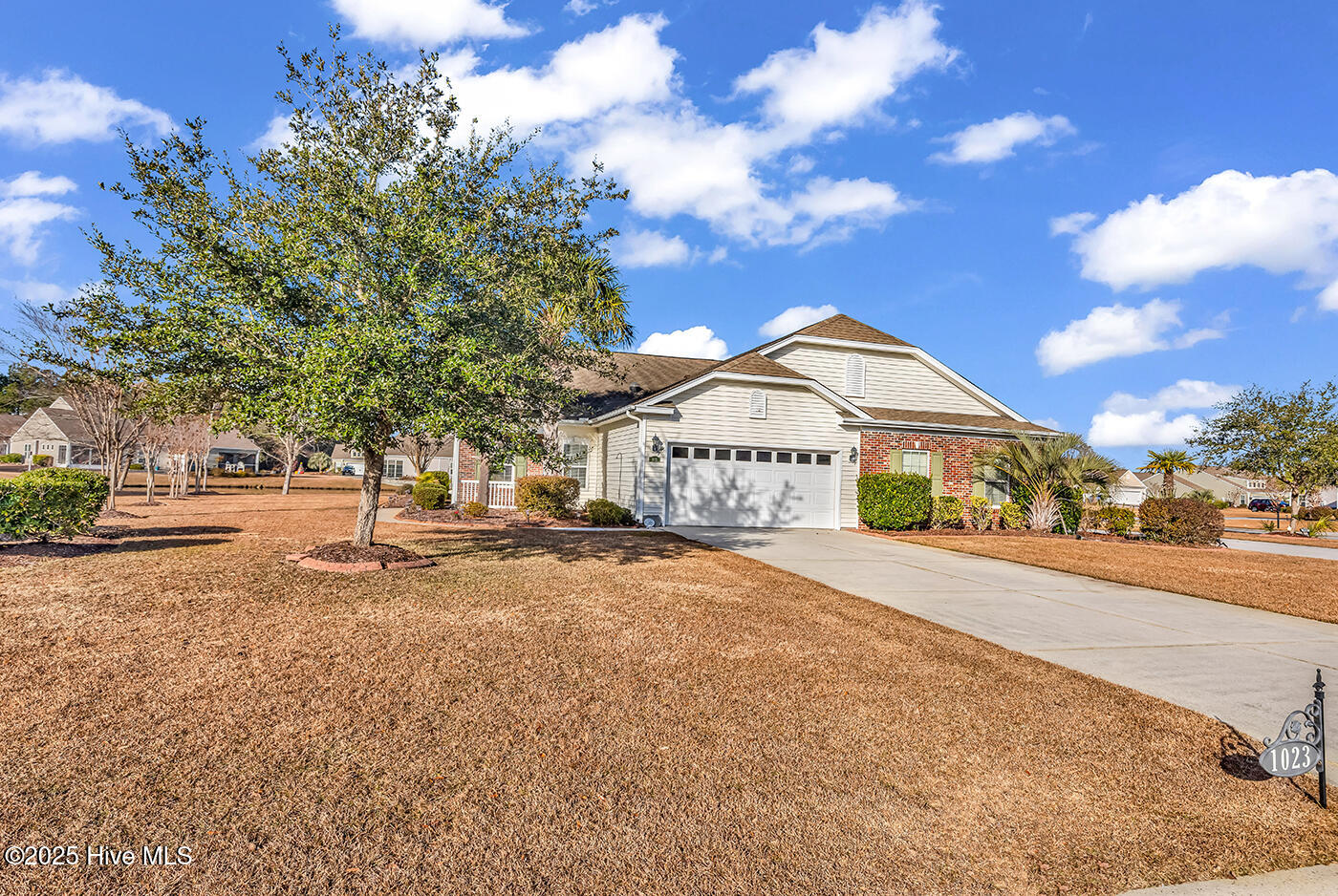 100545538 | Photo 35