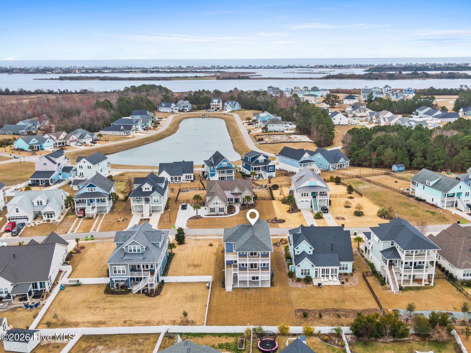 100558879 | Photo 48