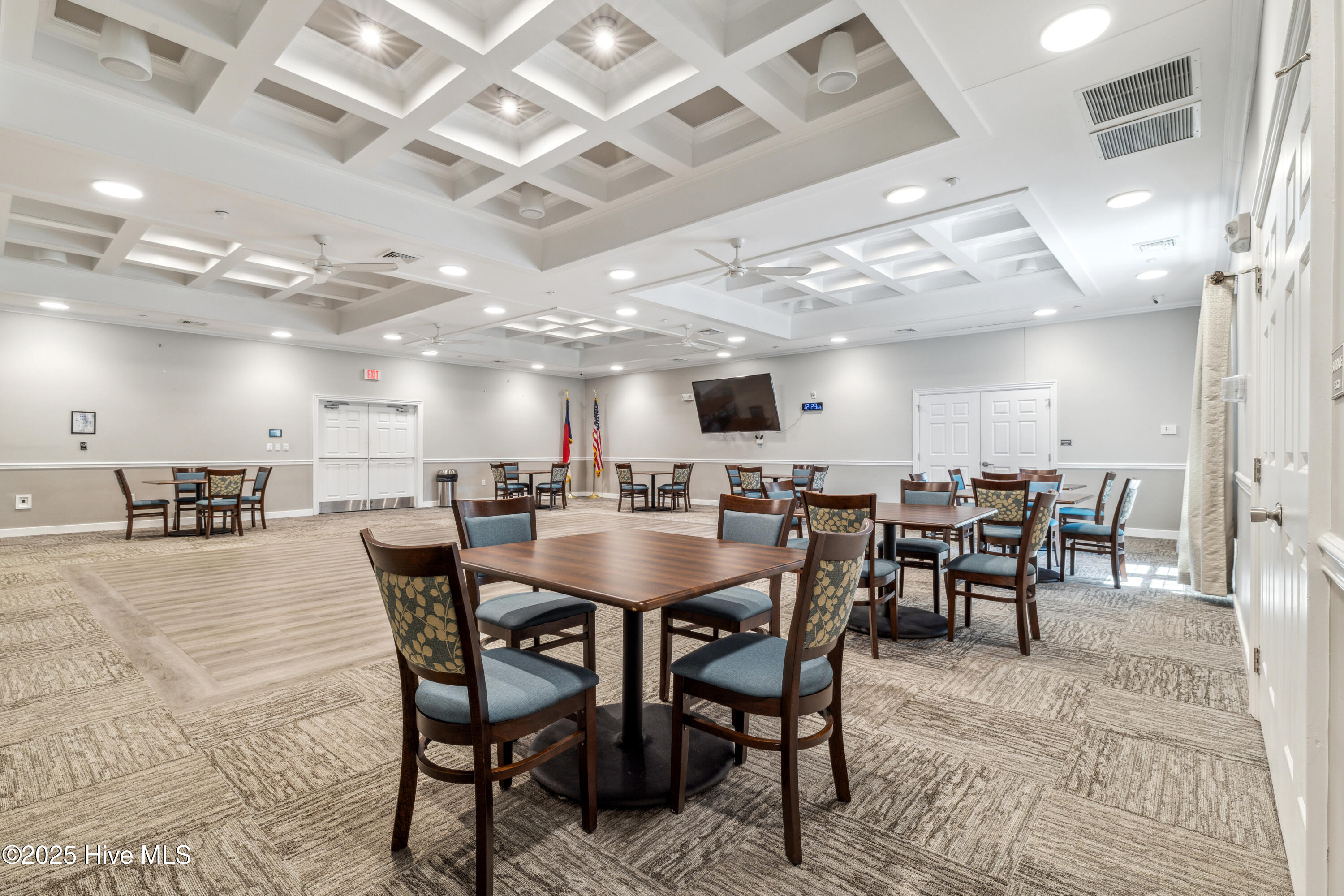 100547919 | Photo 59