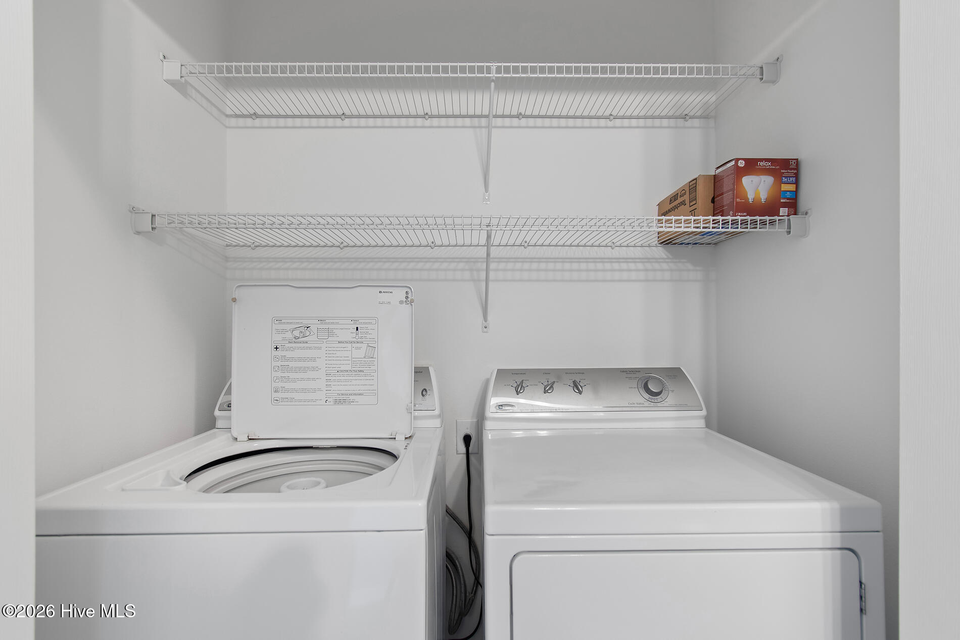 100566917 | Photo 32