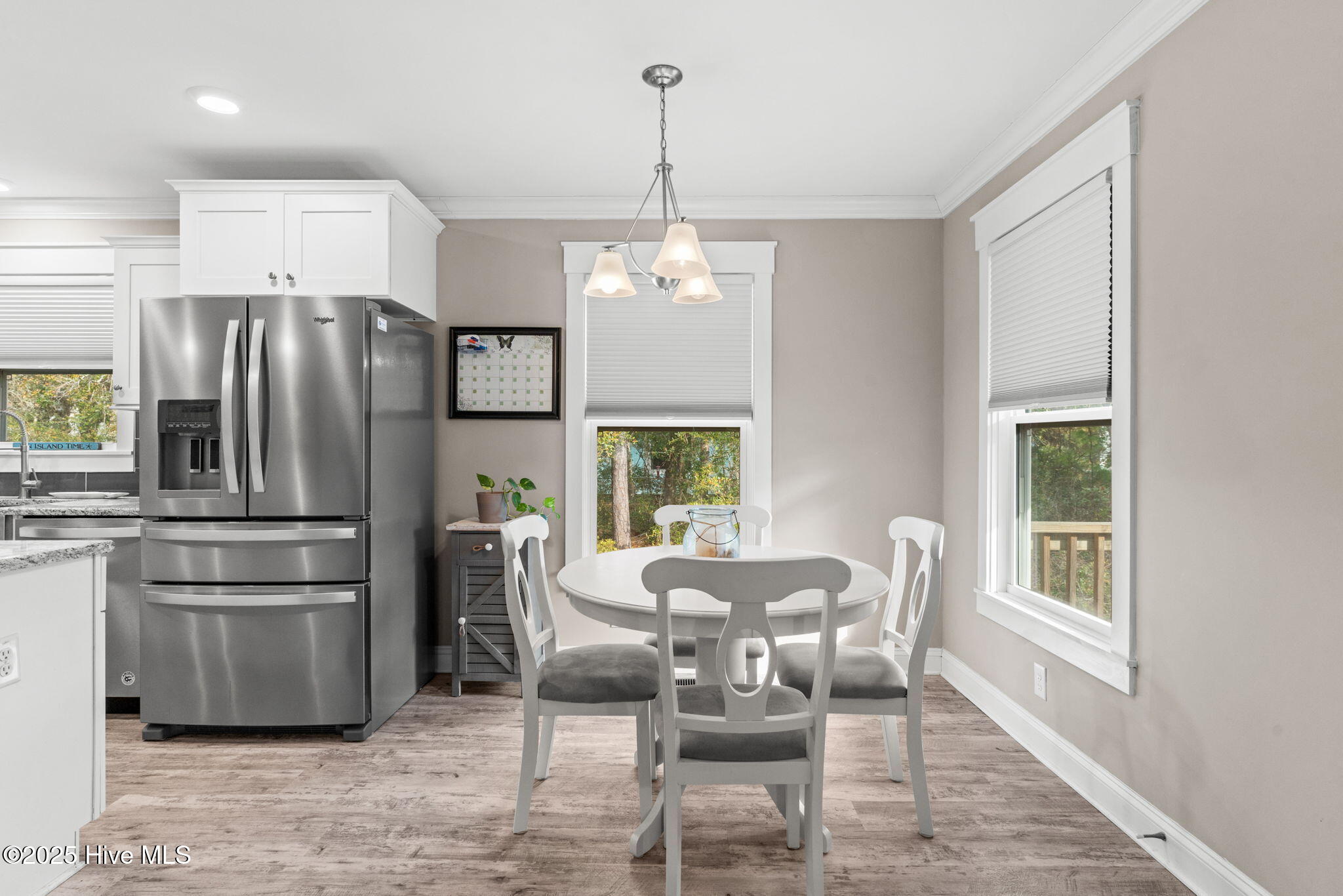 100546923 | Photo 16