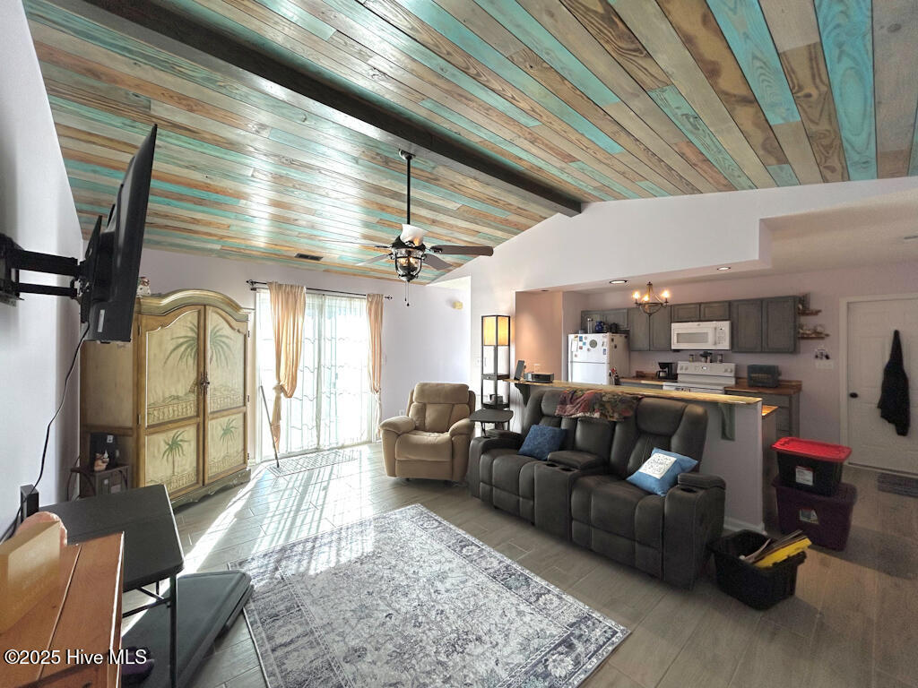 100540831 | Photo 31