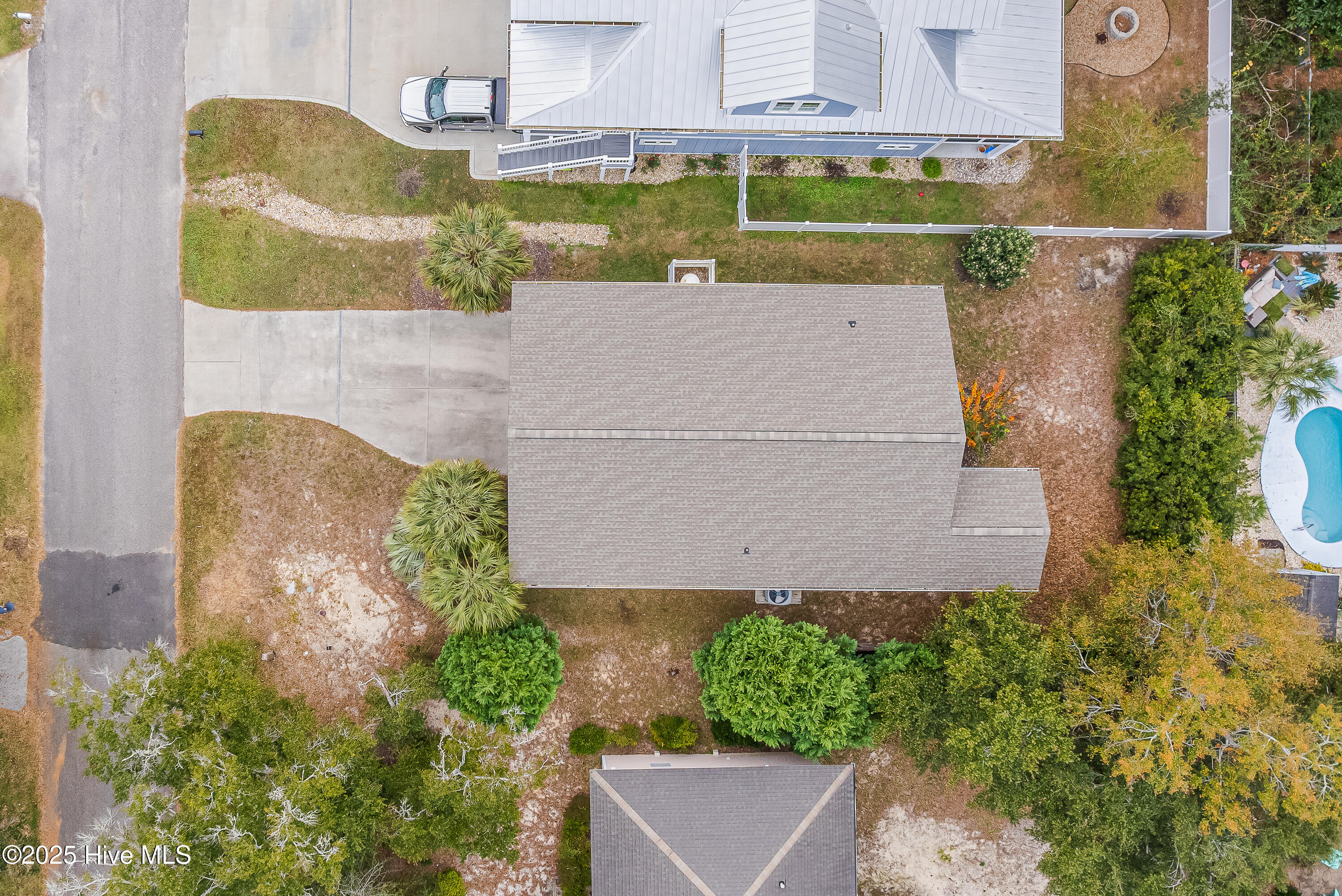 100543216 | Photo 43