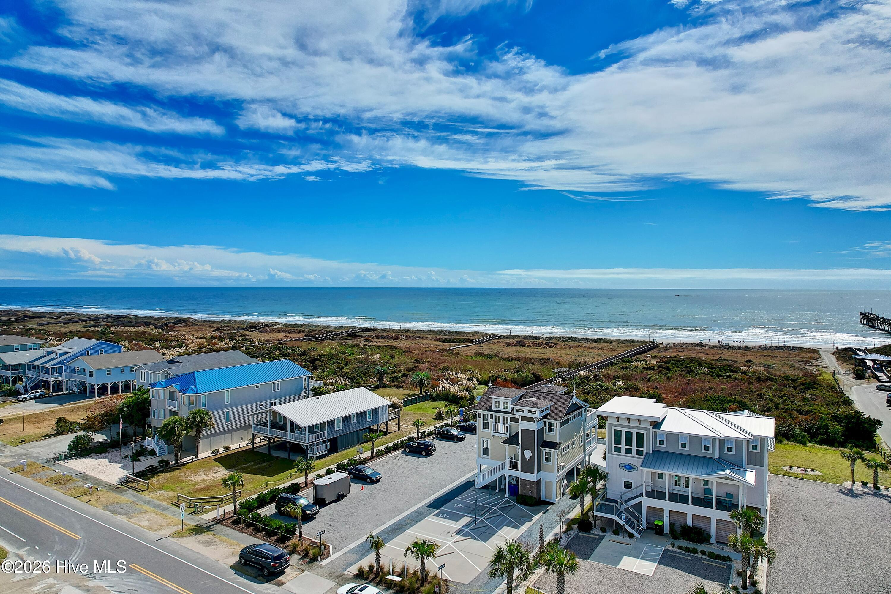 100570041 | Photo 31