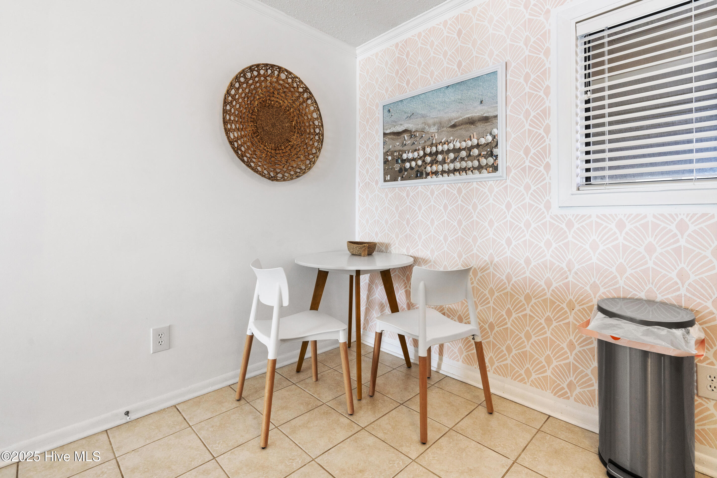 100529356 | Photo 15