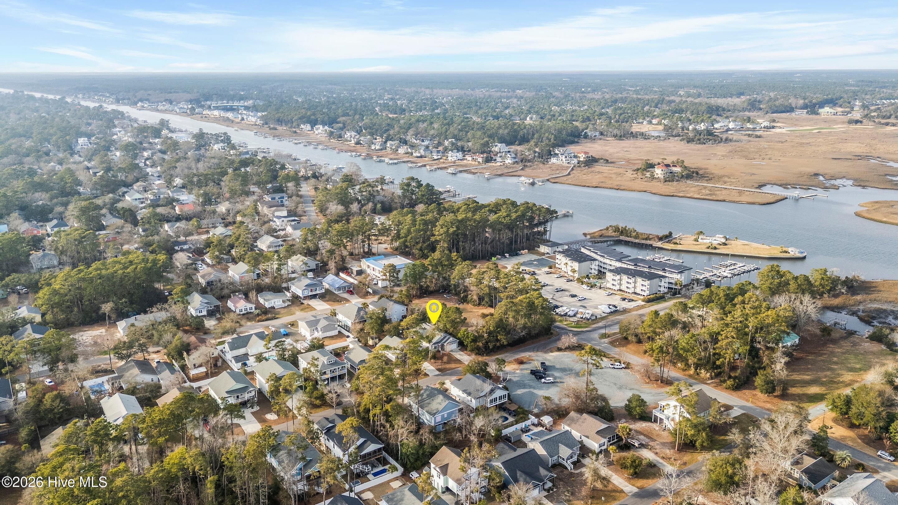 100548789 | Photo 57