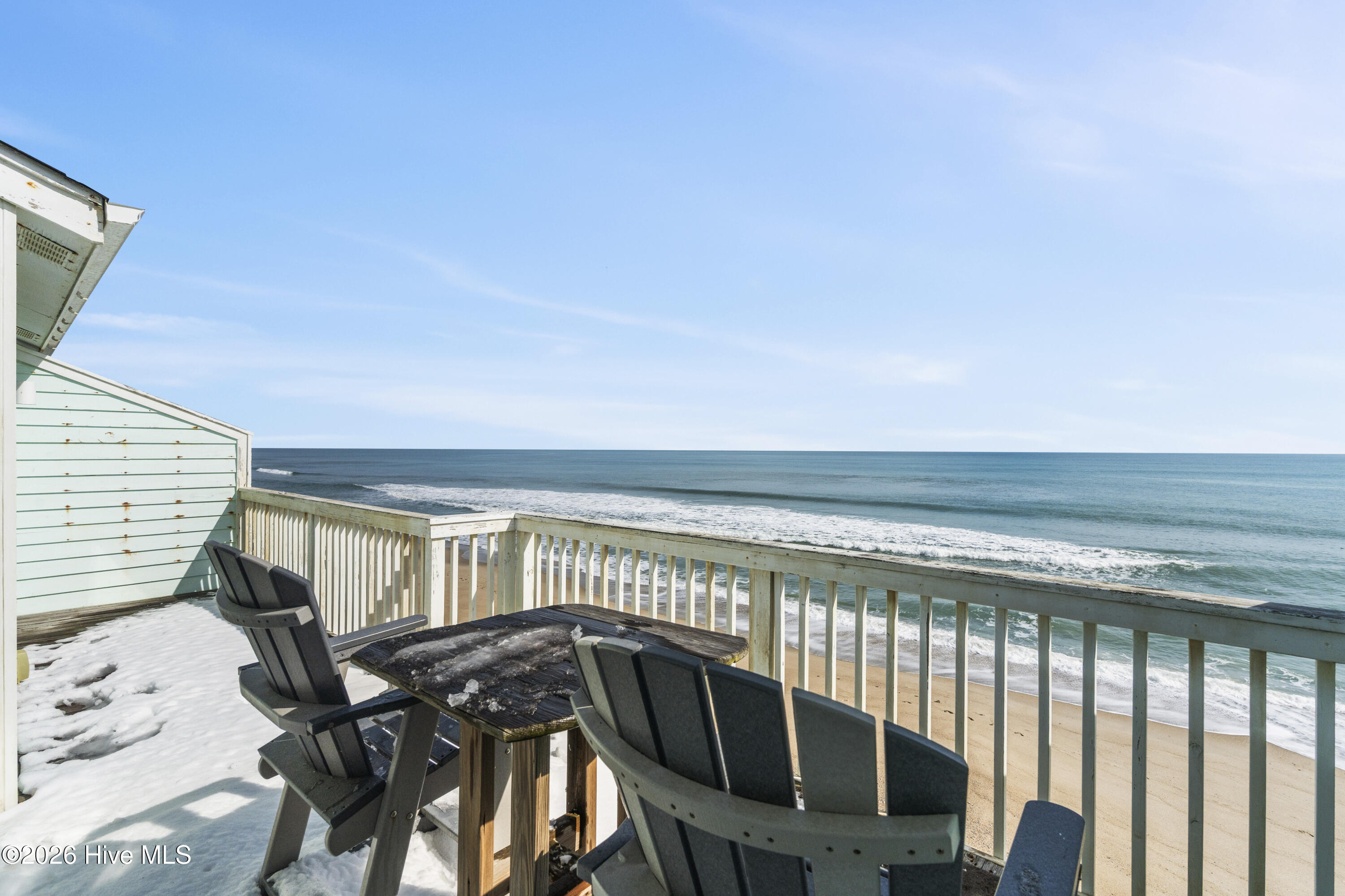 100552987 | Photo 24