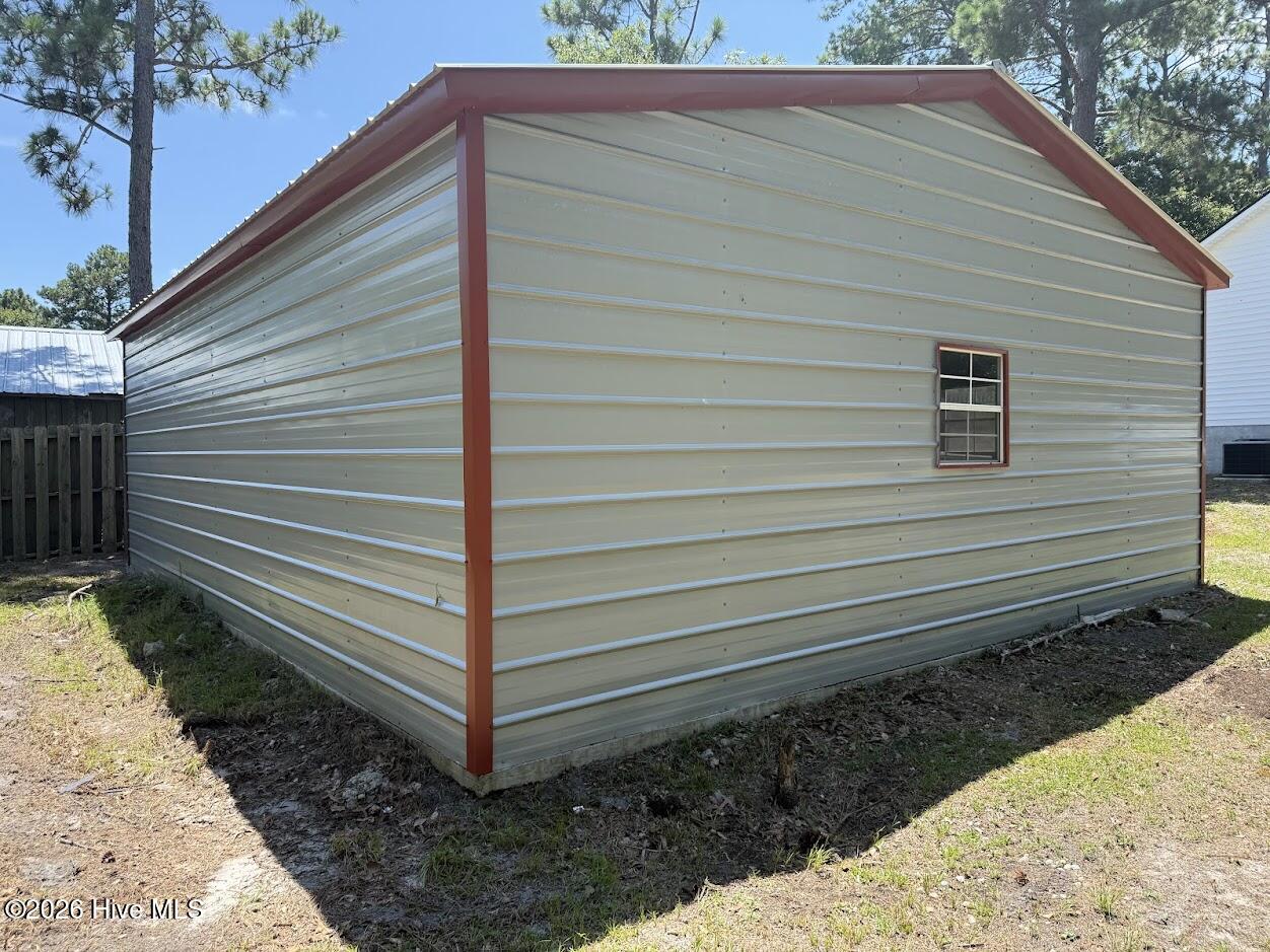 100553409 | Photo 11