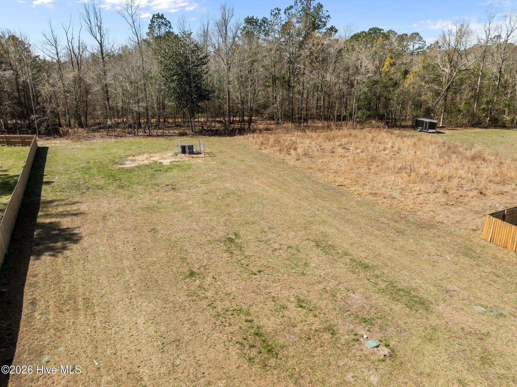 100560857 | Photo 36