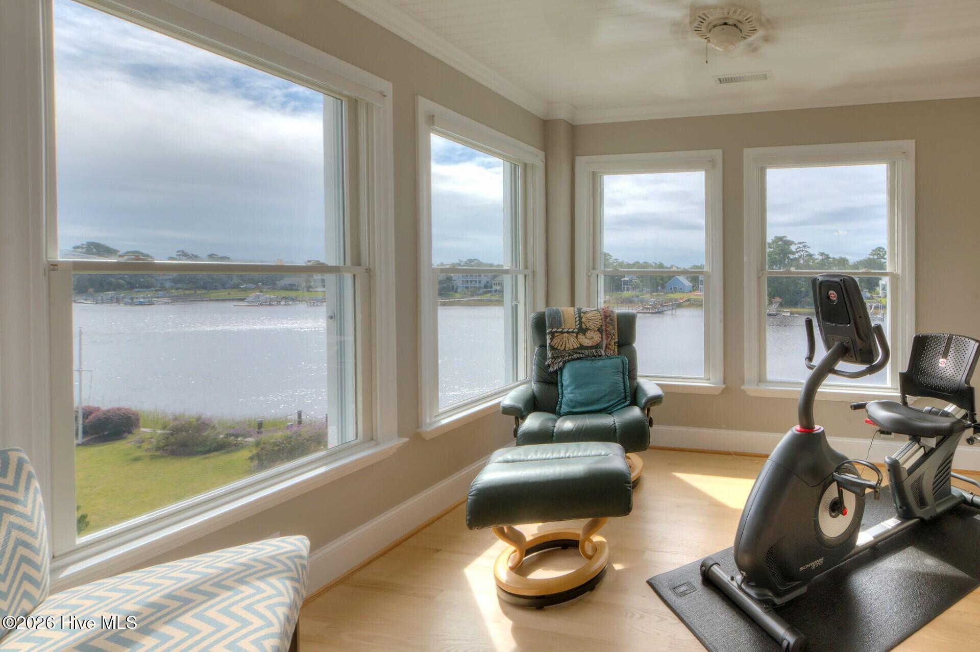 100553459 | Photo 83