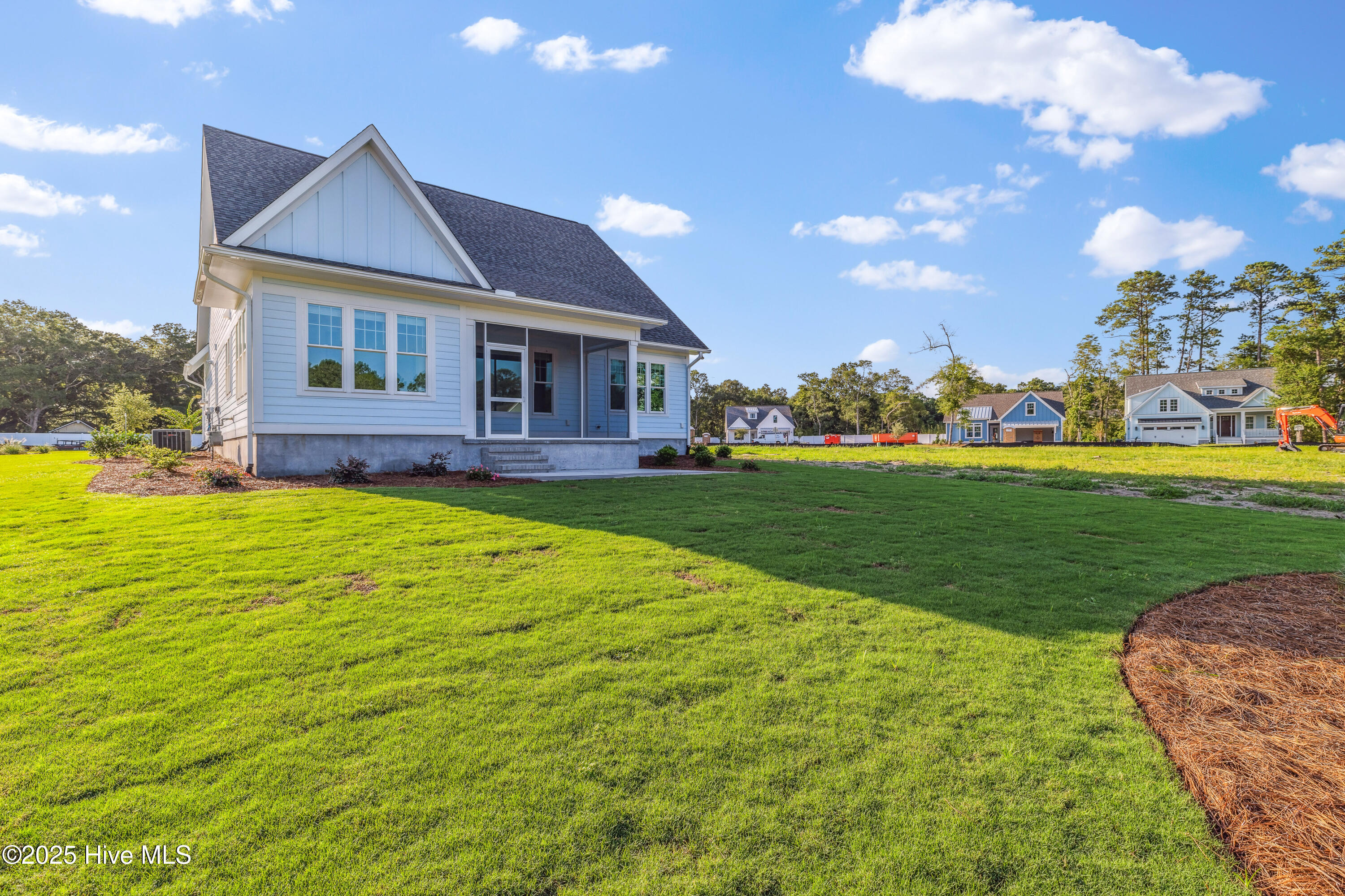 100558454 | Photo 62