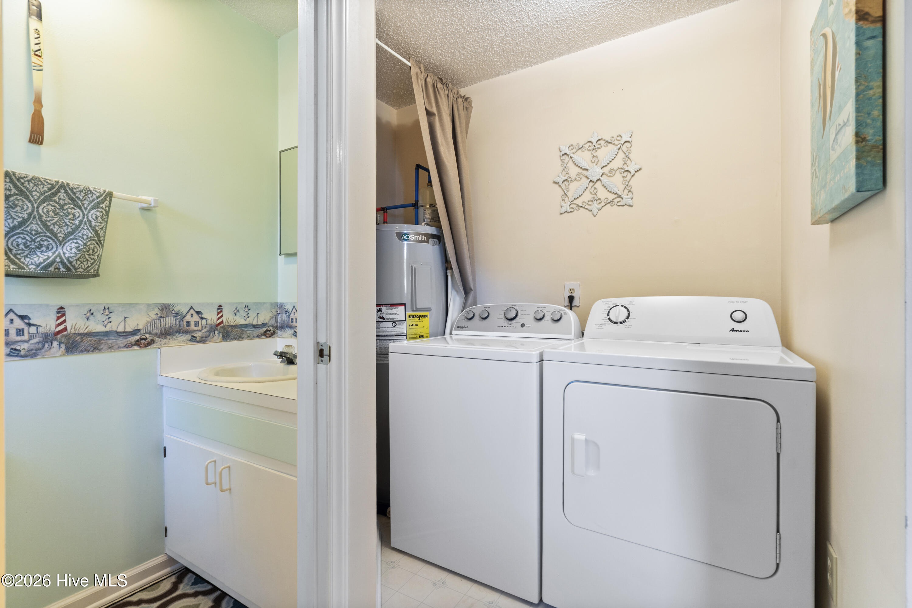 100549971 | Photo 33