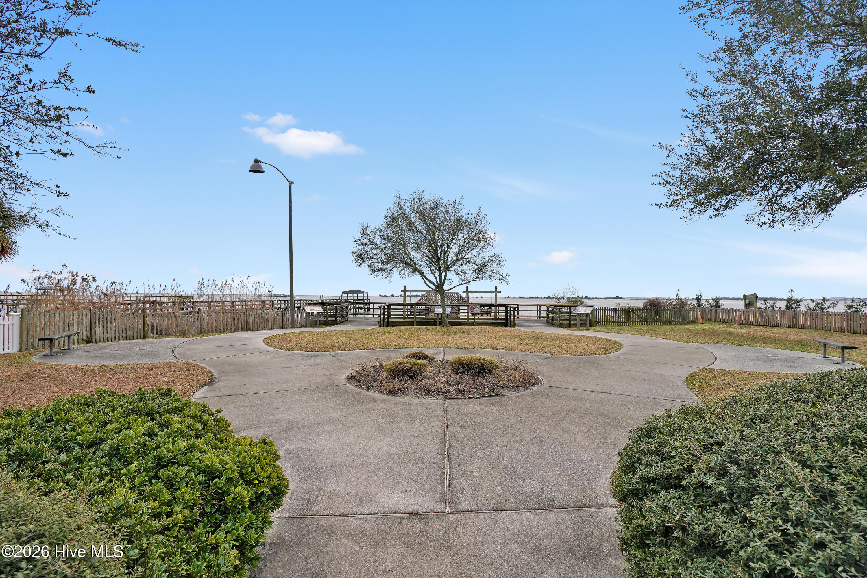 100543554 | Photo 36