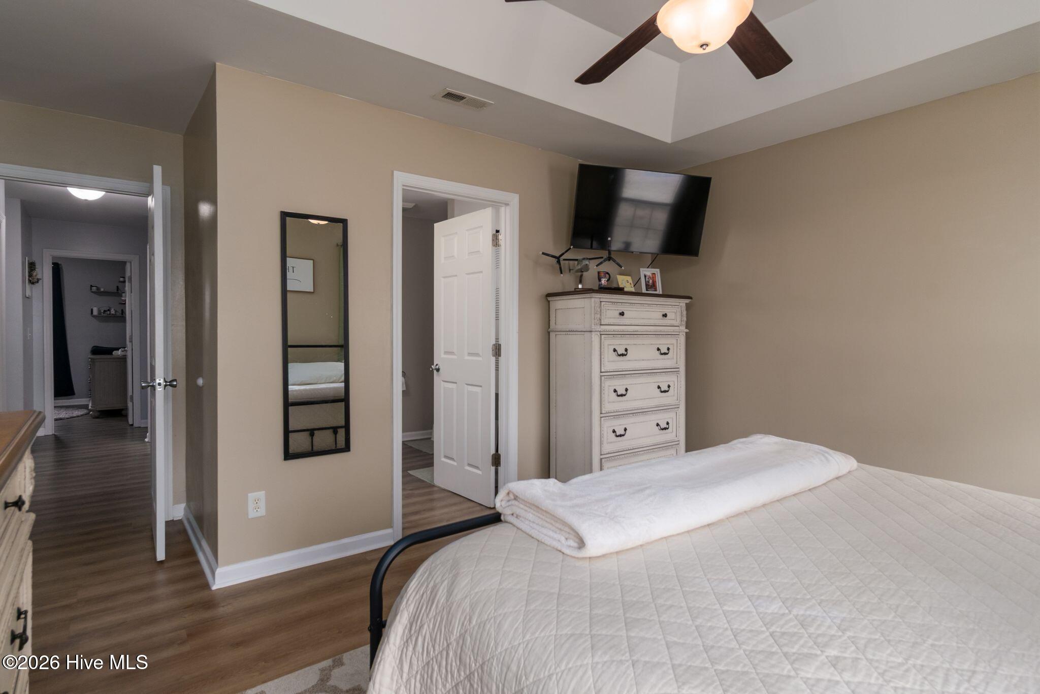 200 Chandler Simpson Court, Beulaville, NC 28518 – photo 21: Master Bedroom