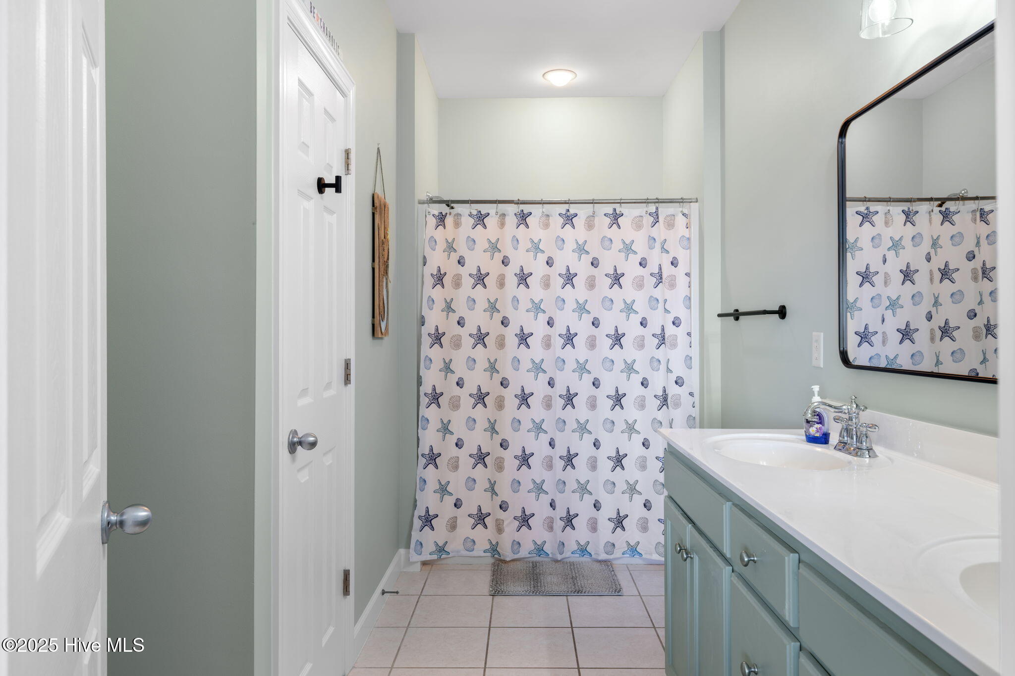 100526205 | Photo 41