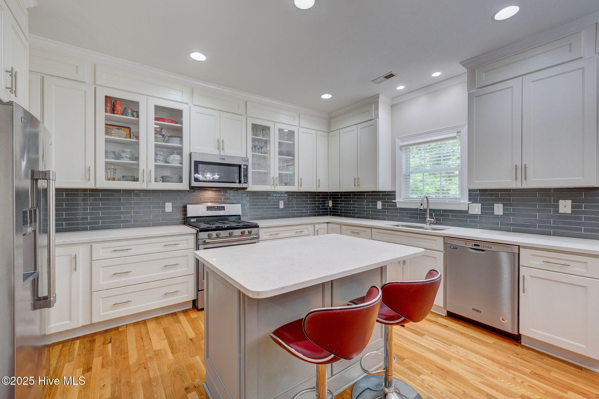 5500WarrendaleCourtNorth-14