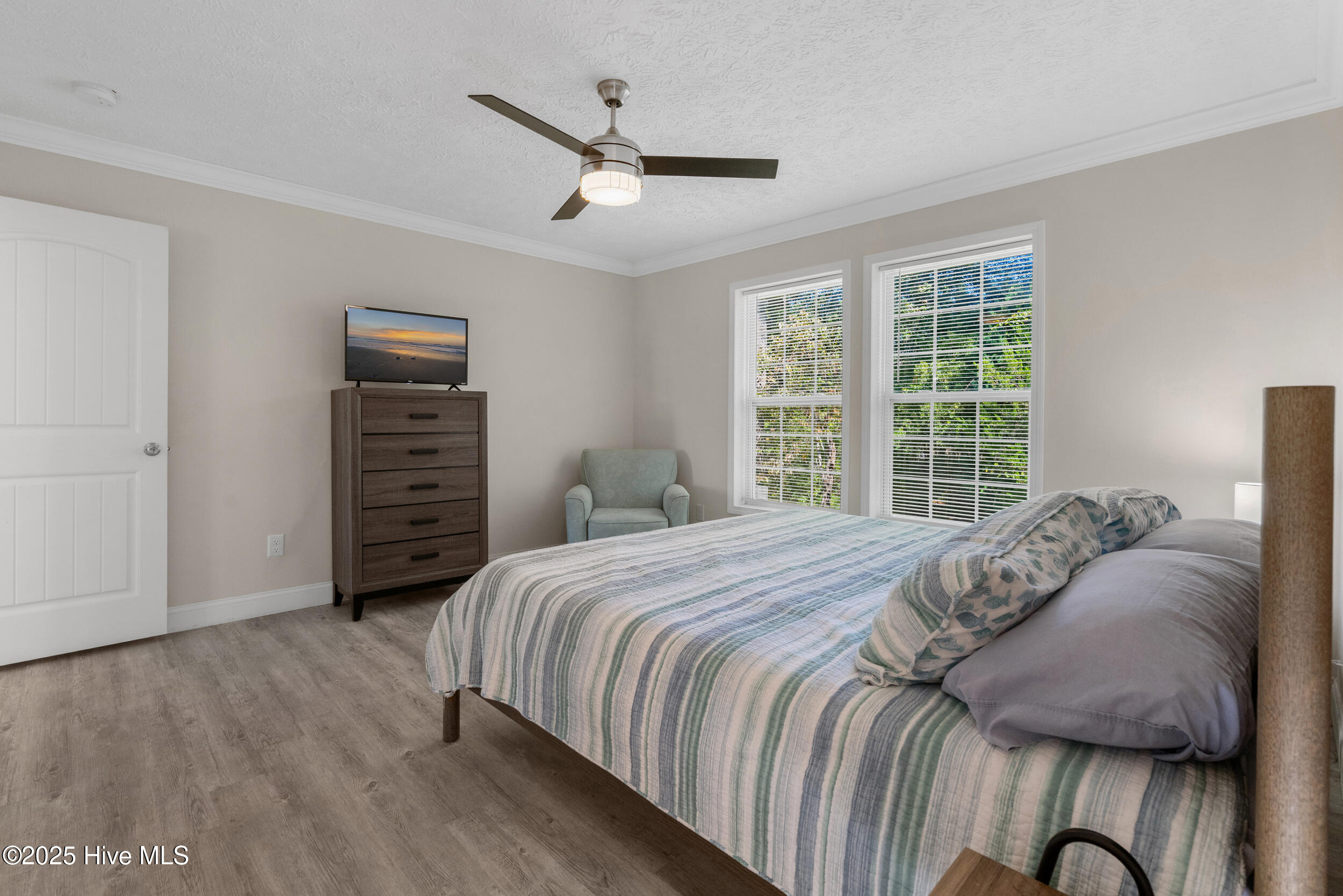 100539240 | Photo 16