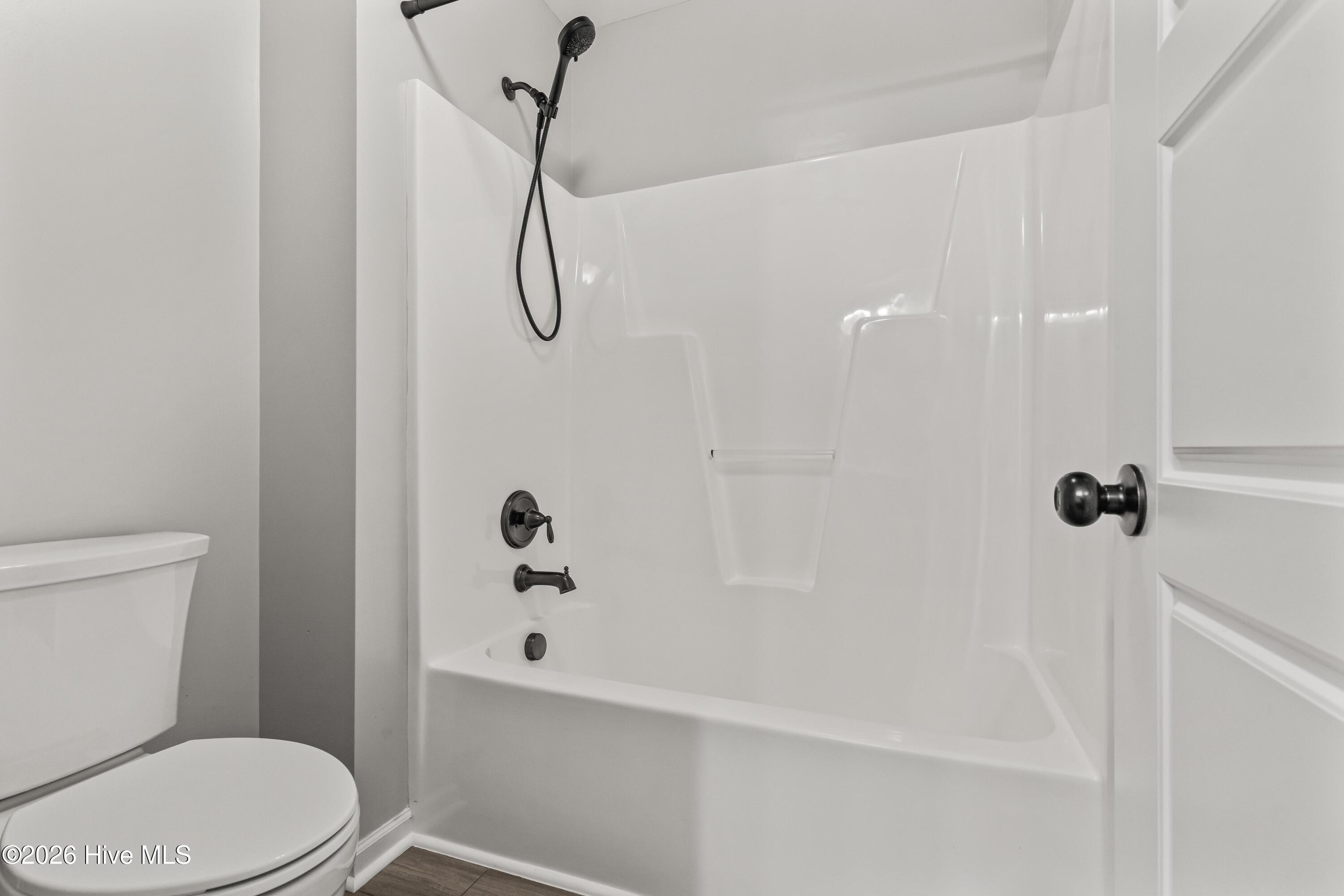 100559199 | Photo 50