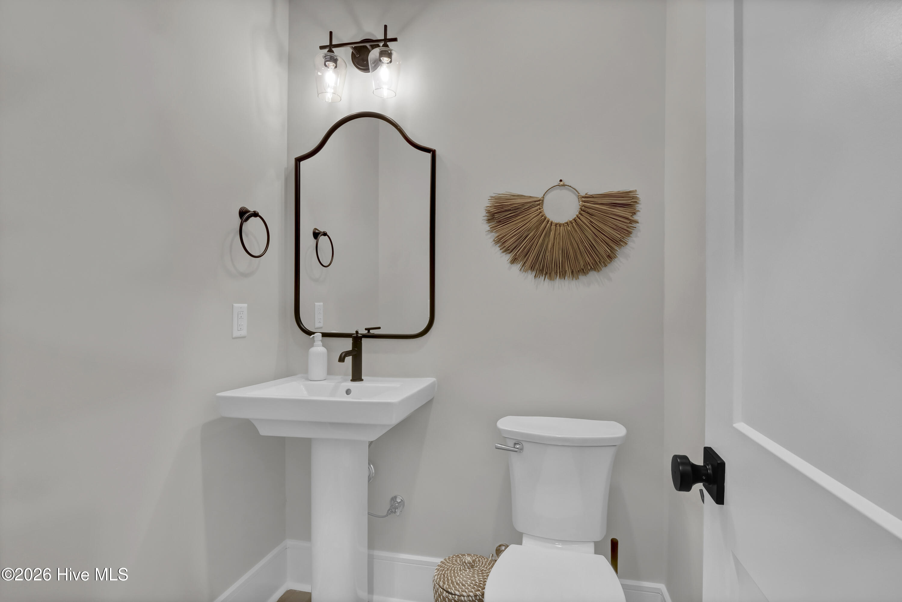 100567892 | Photo 19