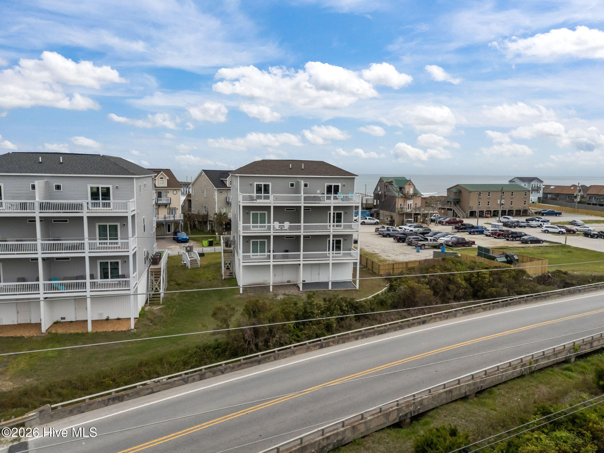 100565751 | Photo 14