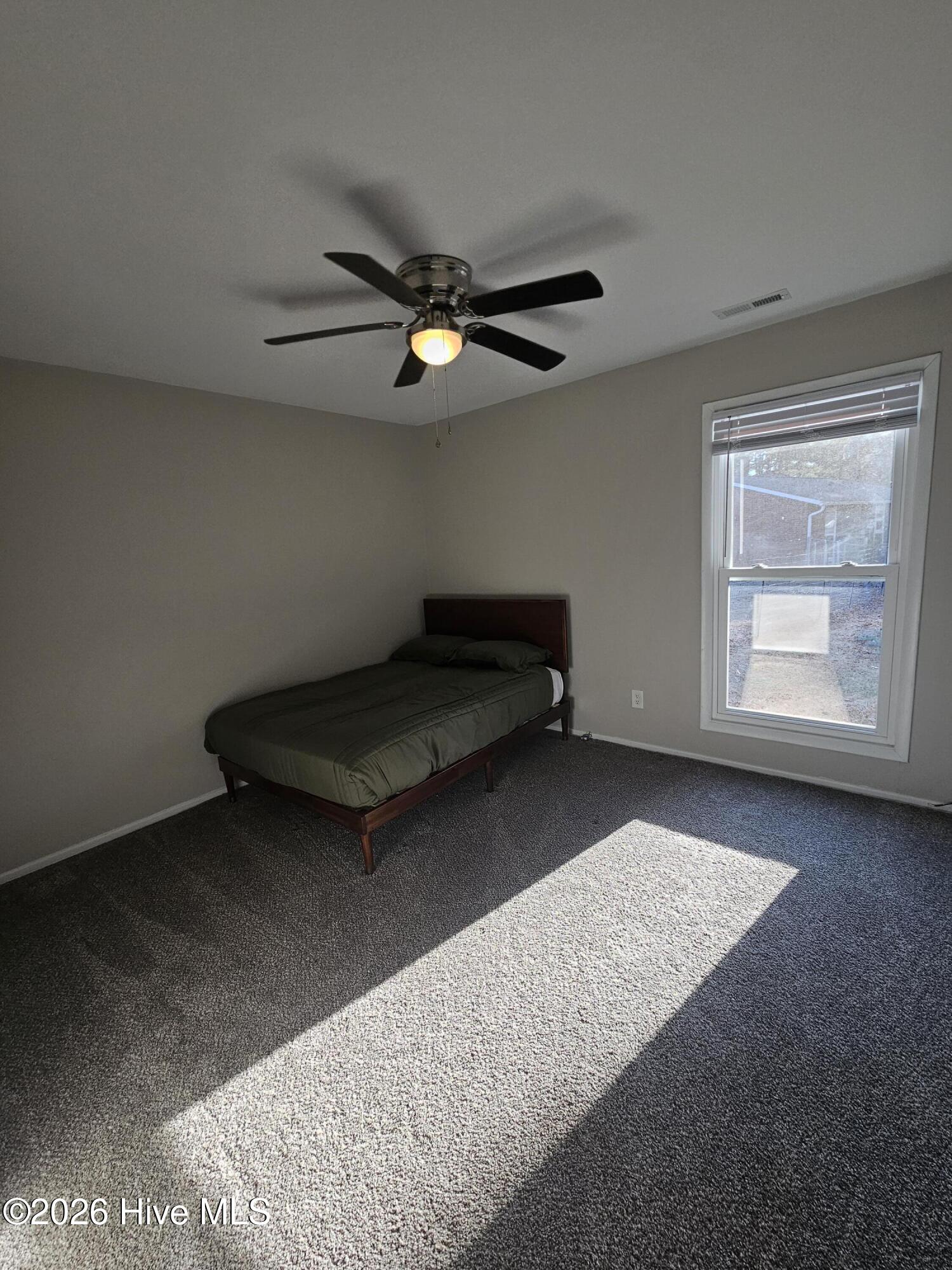 100559274 | Photo 18