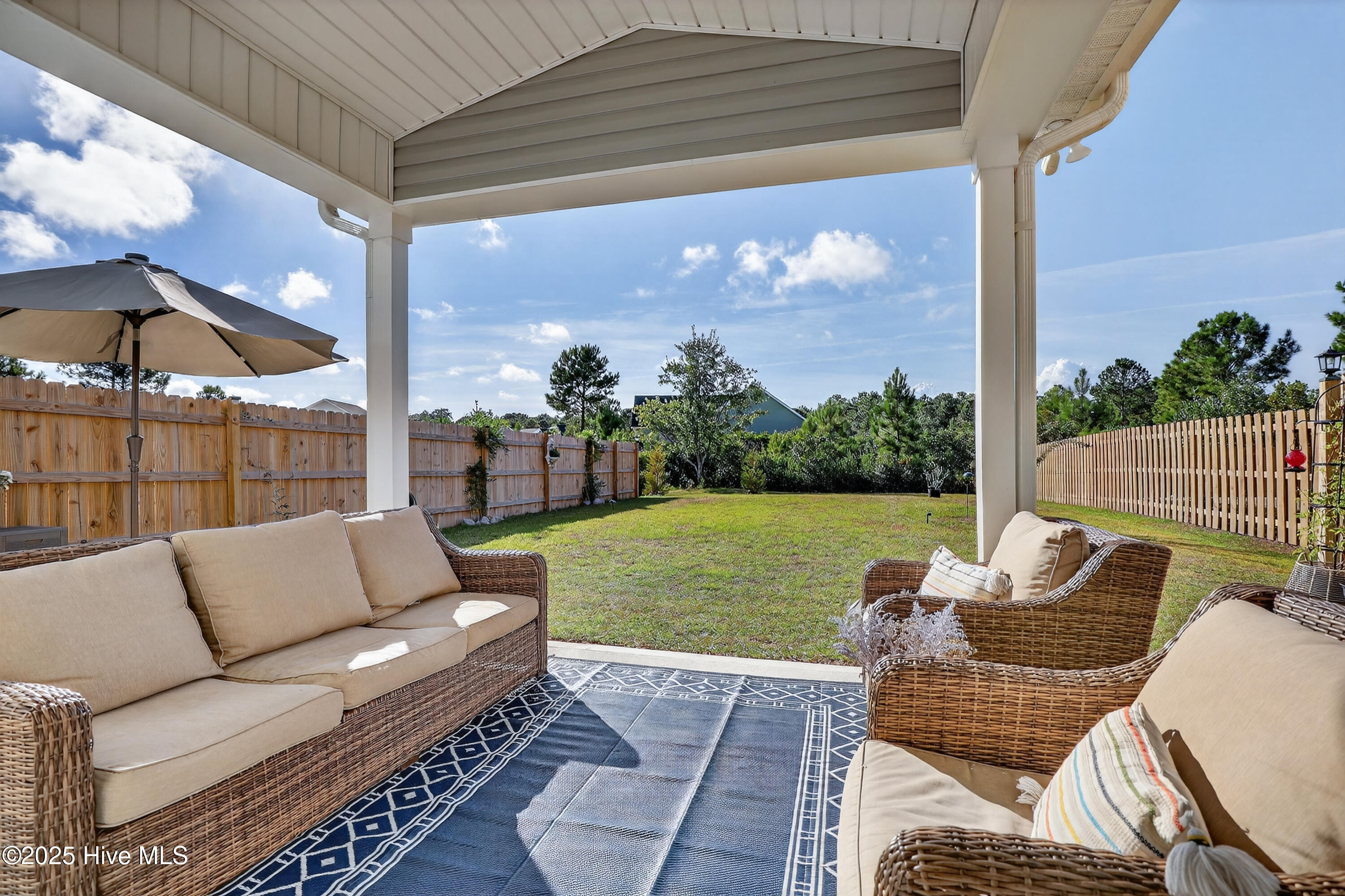 100533357 | Photo 27