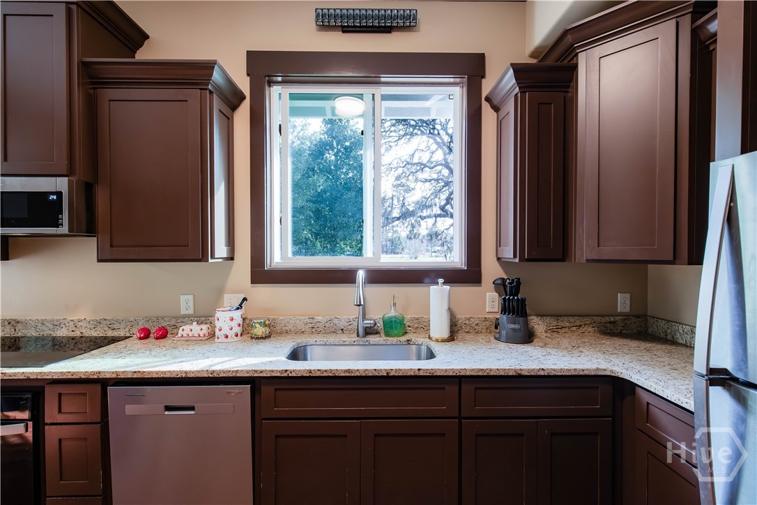 Homes for sale in Ludowici, GA | 180 N Main St, Ludowici, GA 31316 | MLS# SA344537