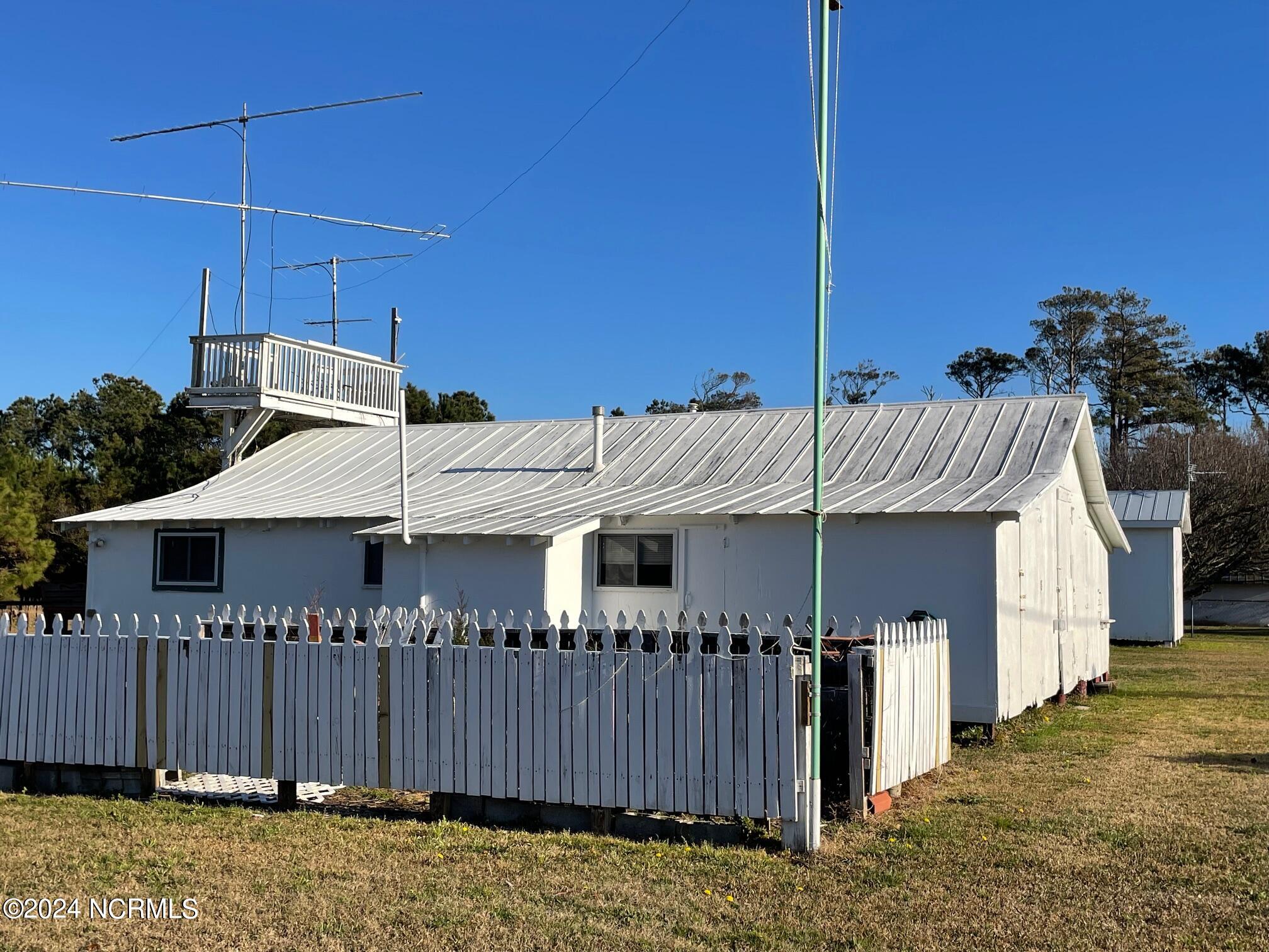 2604 Cedar Island Road,Cedar Island