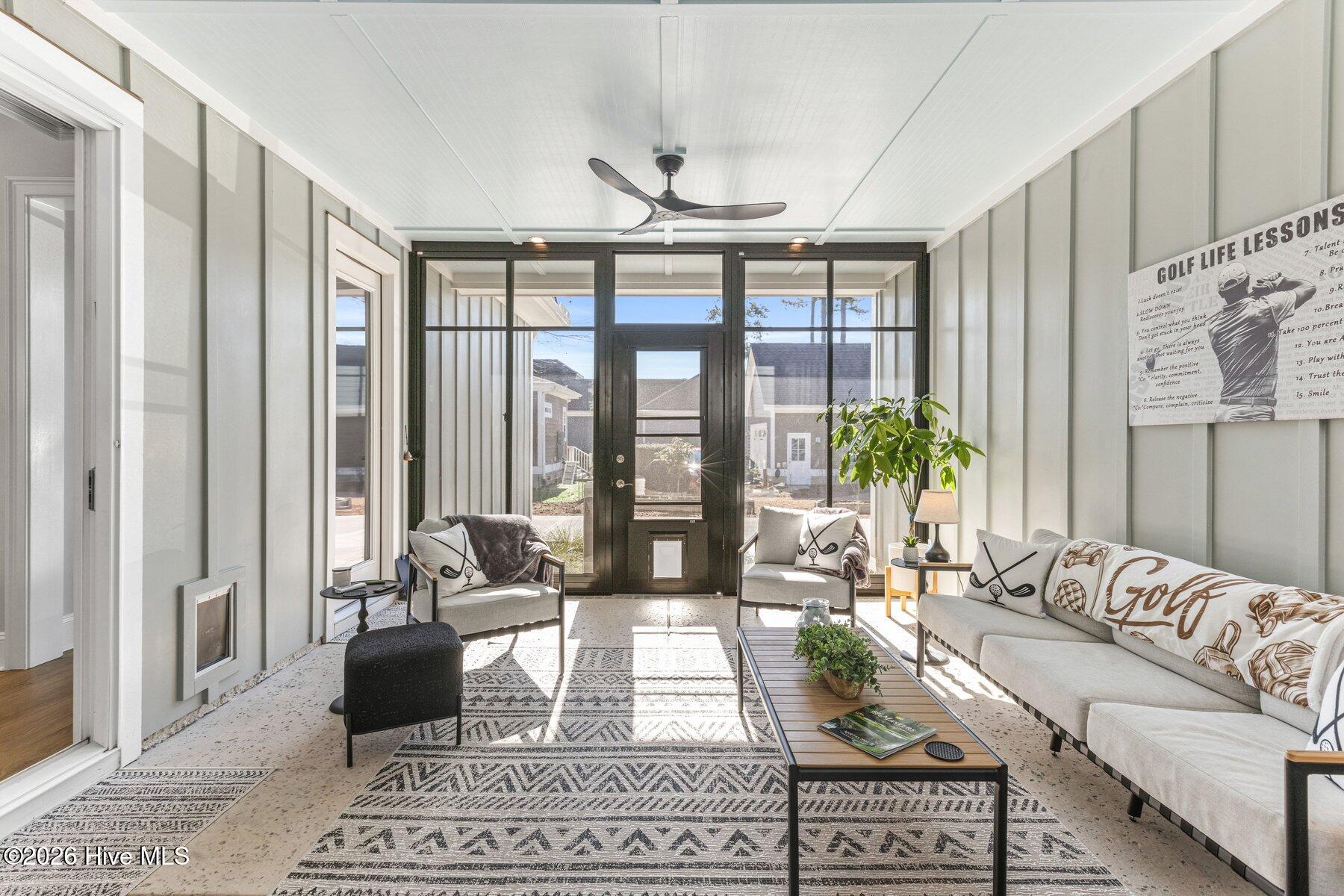 100553656 | Photo 20