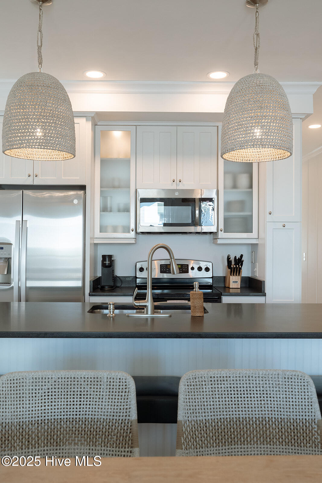 100536787 | Photo 16