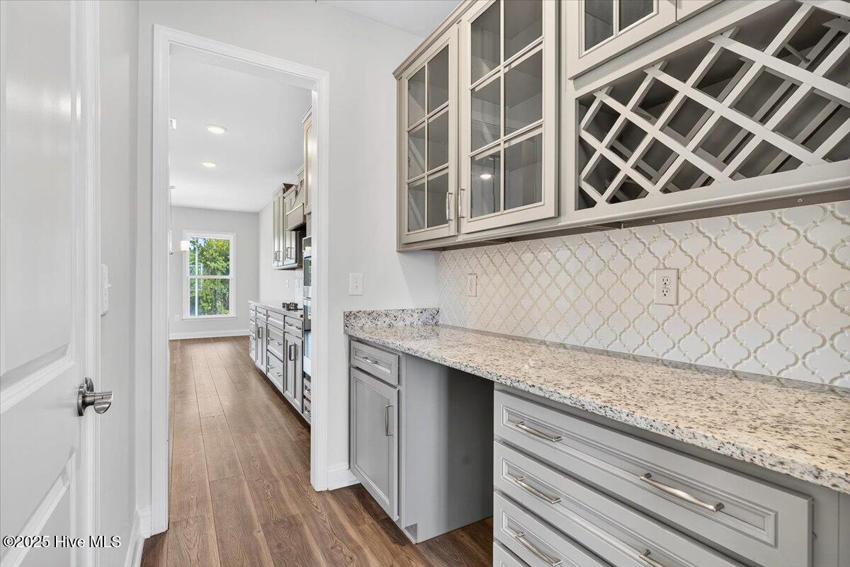 100532421 | Photo 17